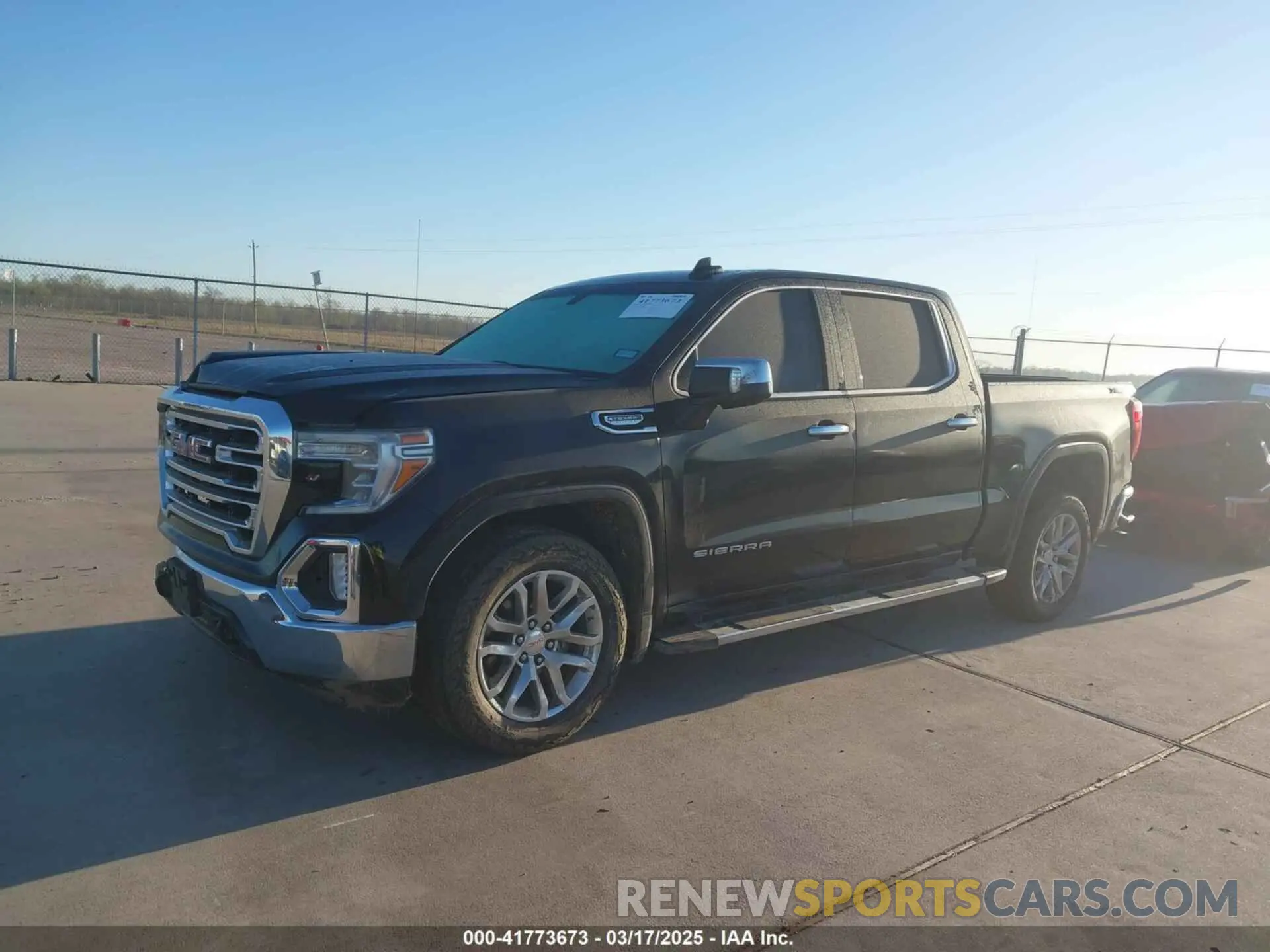 2 Photograph of a damaged car 3GTU9DED0LG367331 GMC SIERRA 1500 2020