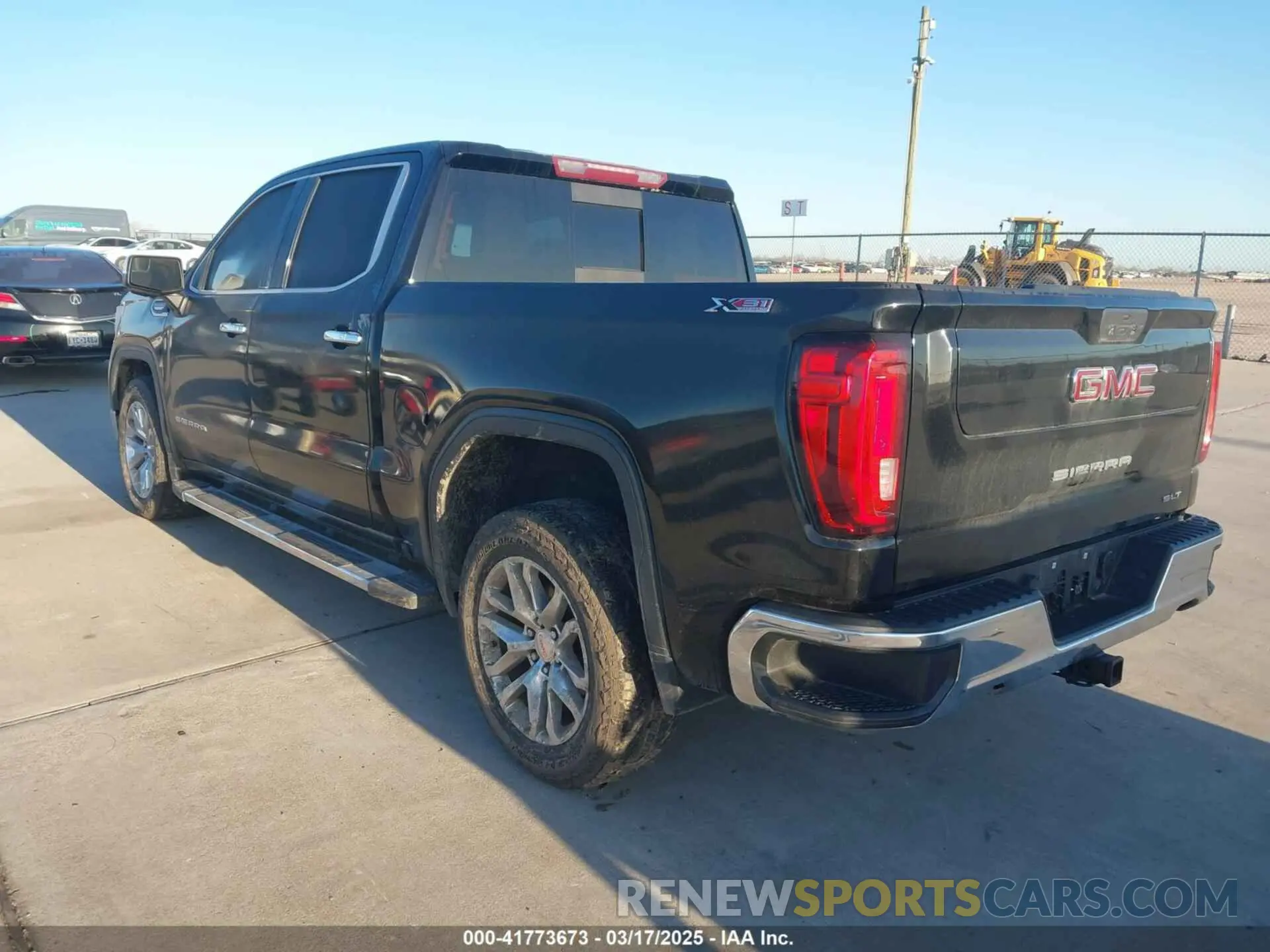 3 Photograph of a damaged car 3GTU9DED0LG367331 GMC SIERRA 1500 2020