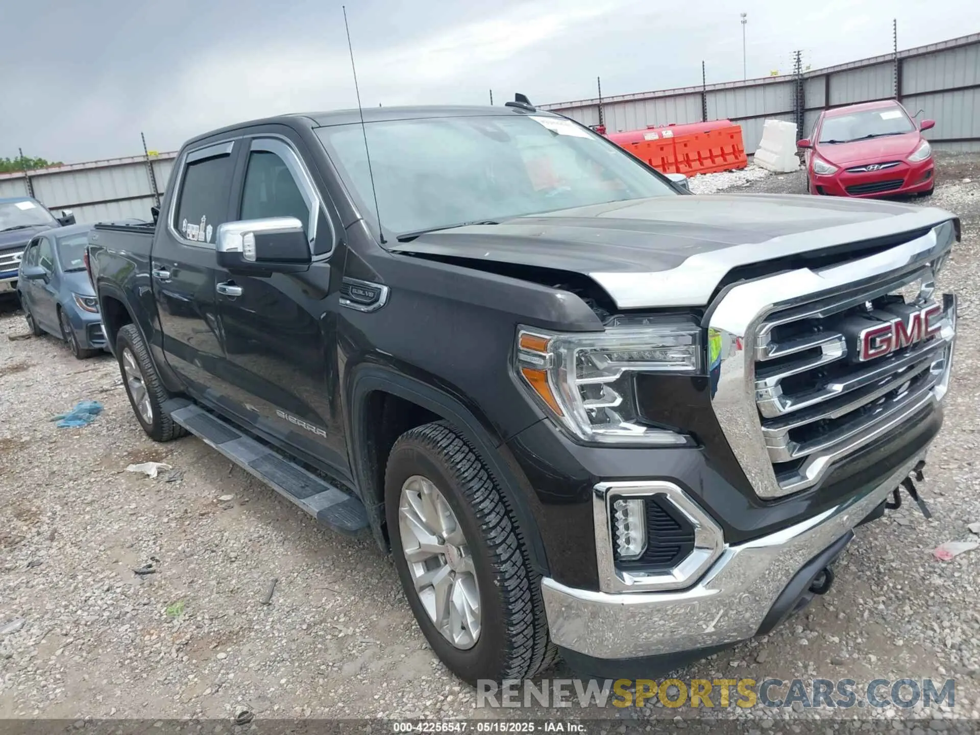 1 Photograph of a damaged car 3GTU9DED1LG146563 GMC SIERRA 1500 2020