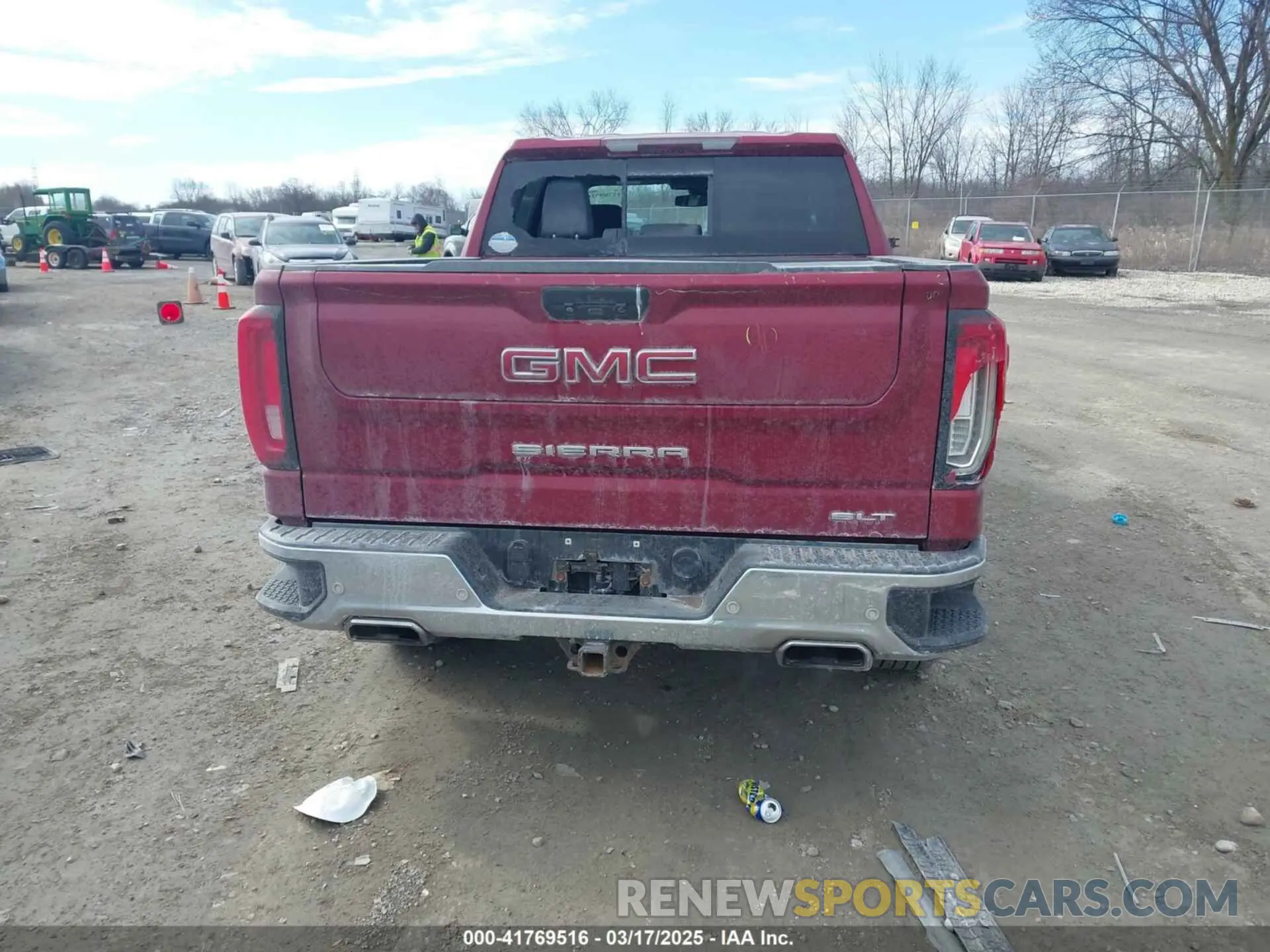 16 Photograph of a damaged car 3GTU9DED2LG252018 GMC SIERRA 1500 2020
