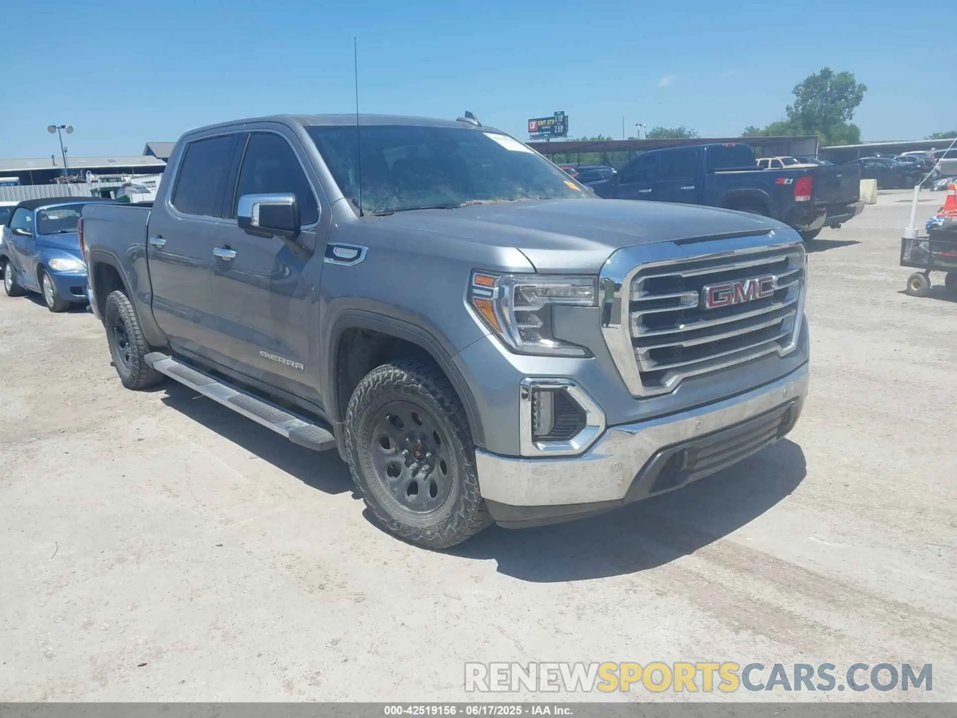 1 Photograph of a damaged car 3GTU9DED4LG363332 GMC SIERRA 1500 2020