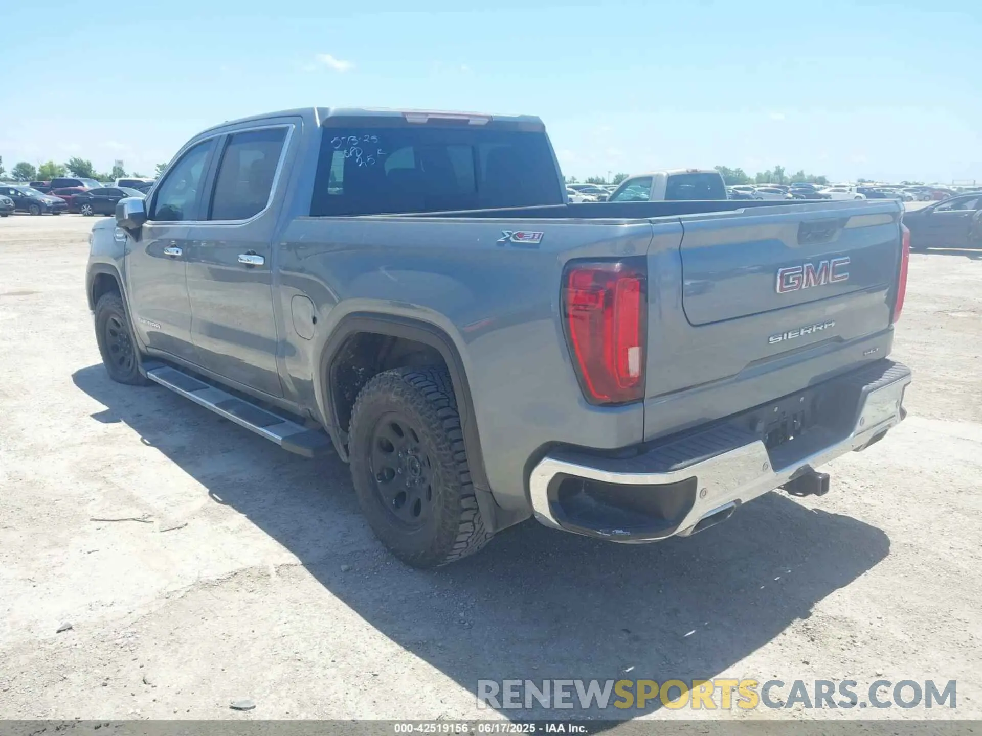 3 Photograph of a damaged car 3GTU9DED4LG363332 GMC SIERRA 1500 2020