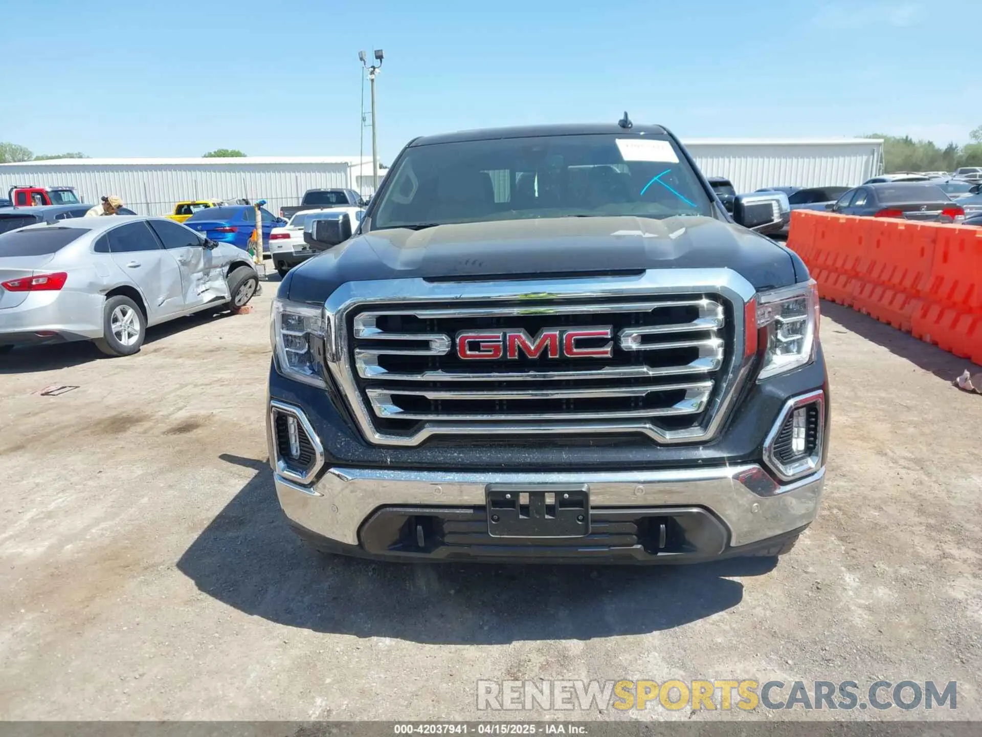 12 Photograph of a damaged car 3GTU9DED6LG299259 GMC SIERRA 1500 2020
