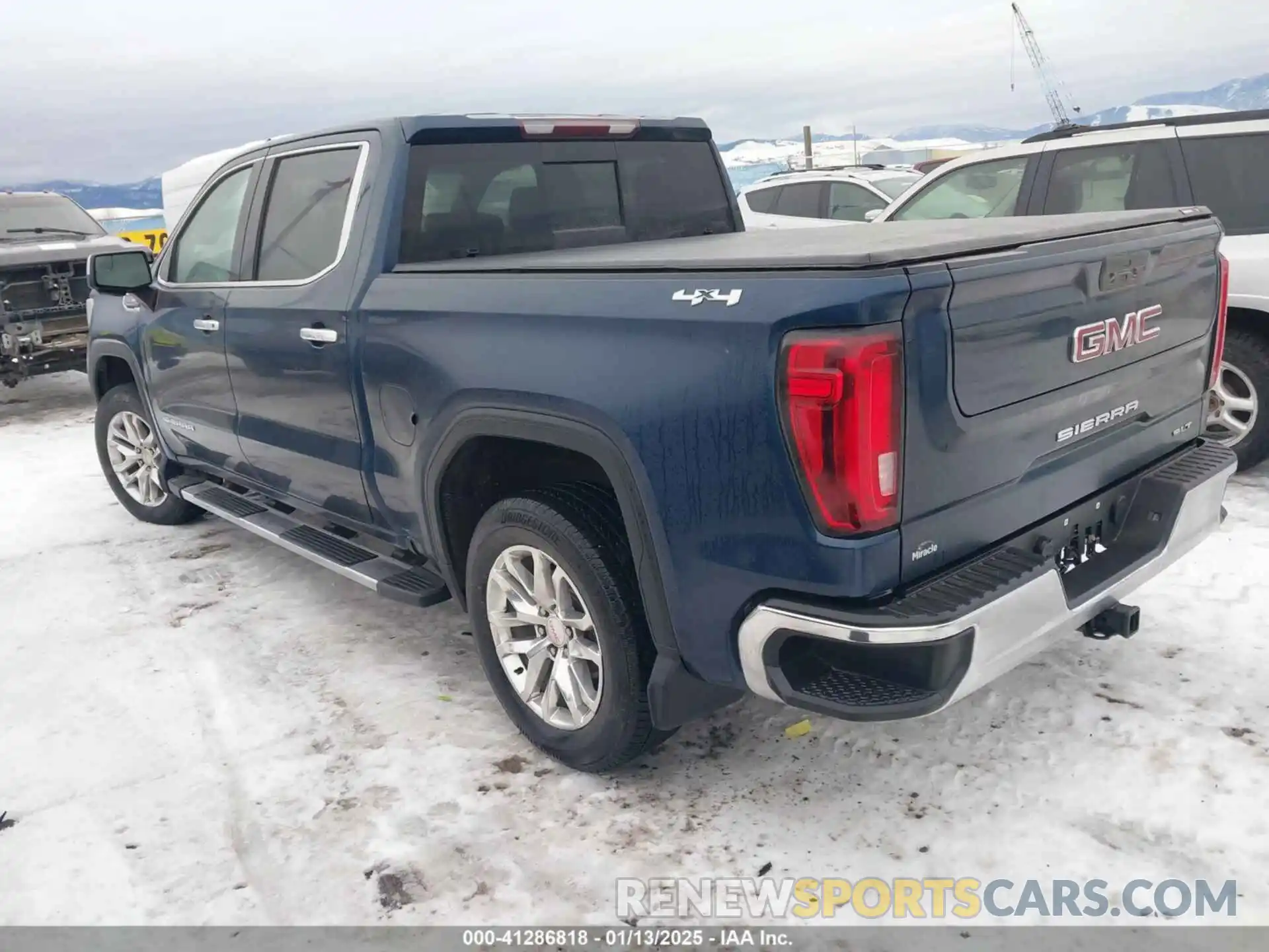 3 Photograph of a damaged car 3GTU9DED7LG343723 GMC SIERRA 1500 2020