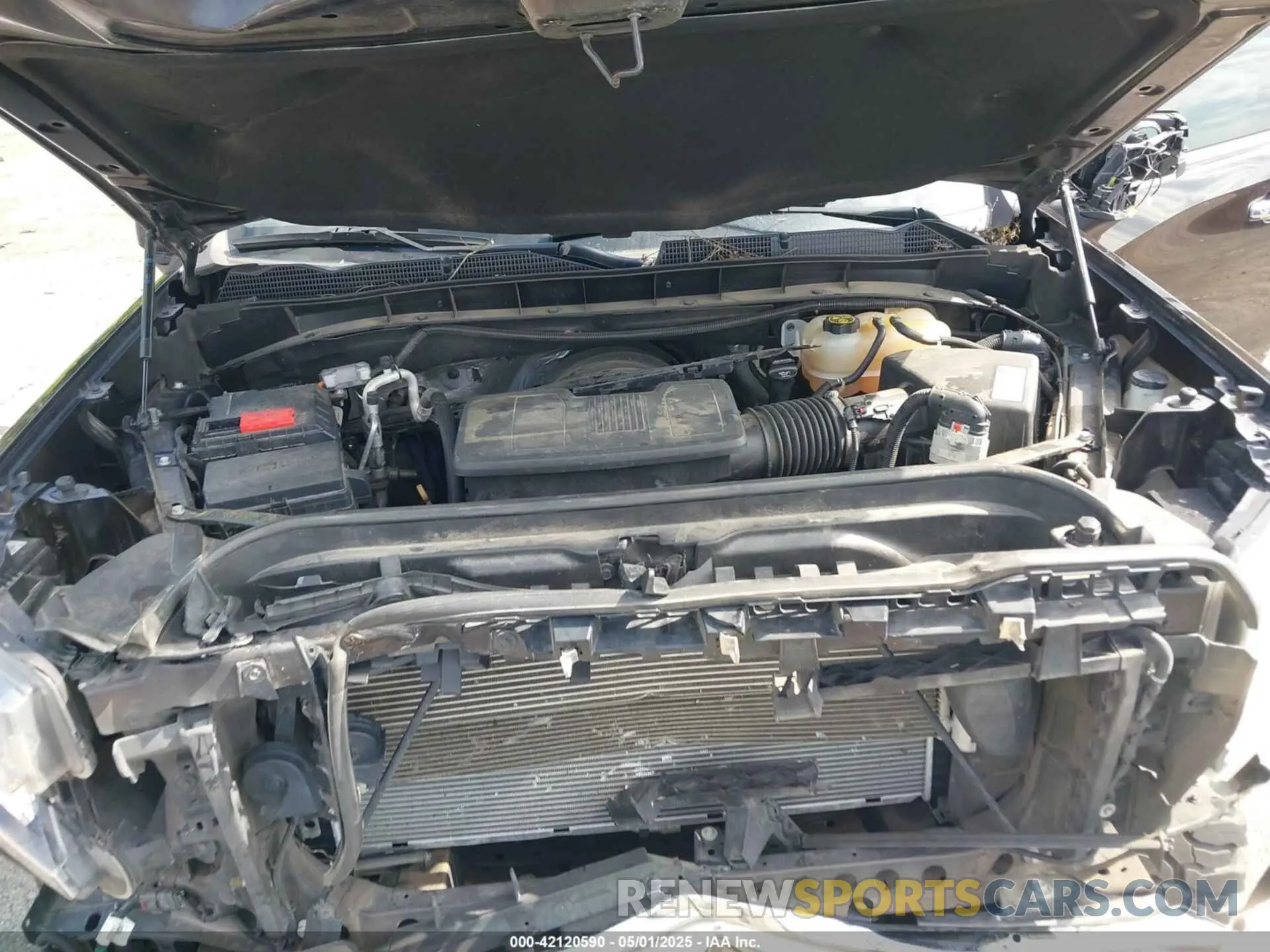 10 Photograph of a damaged car 3GTU9DED9LG286487 GMC SIERRA 1500 2020