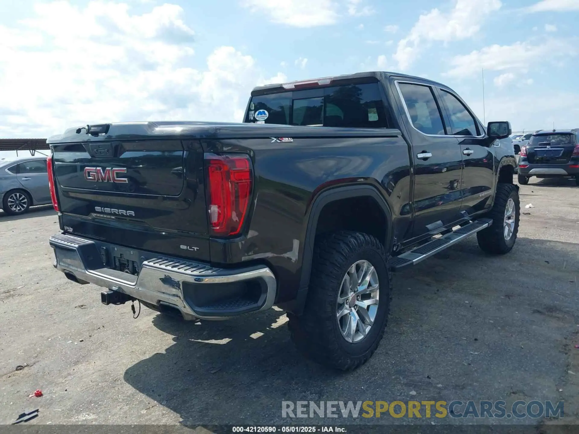 4 Photograph of a damaged car 3GTU9DED9LG286487 GMC SIERRA 1500 2020
