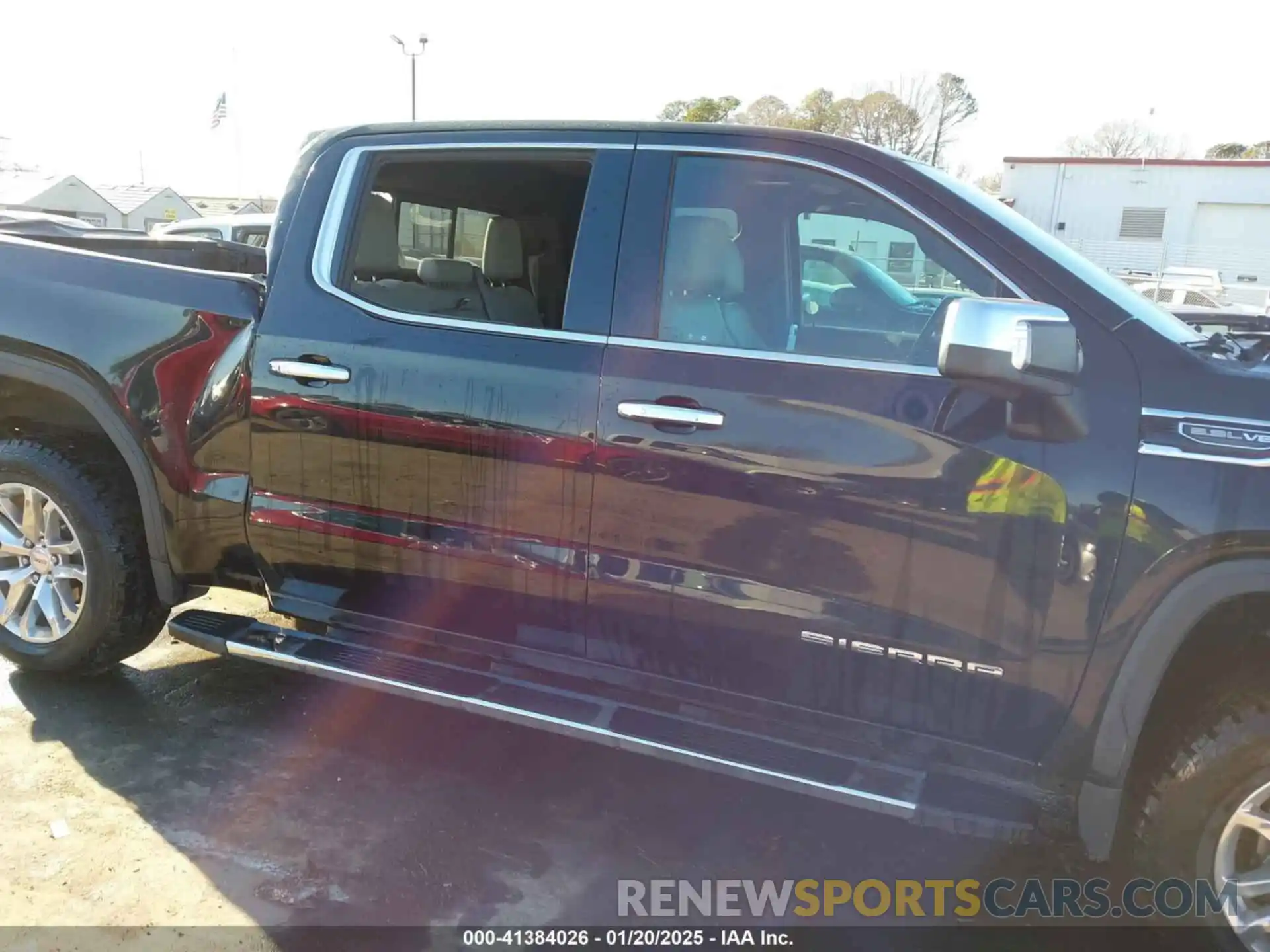 12 Photograph of a damaged car 3GTU9DEDXLG160073 GMC SIERRA 1500 2020