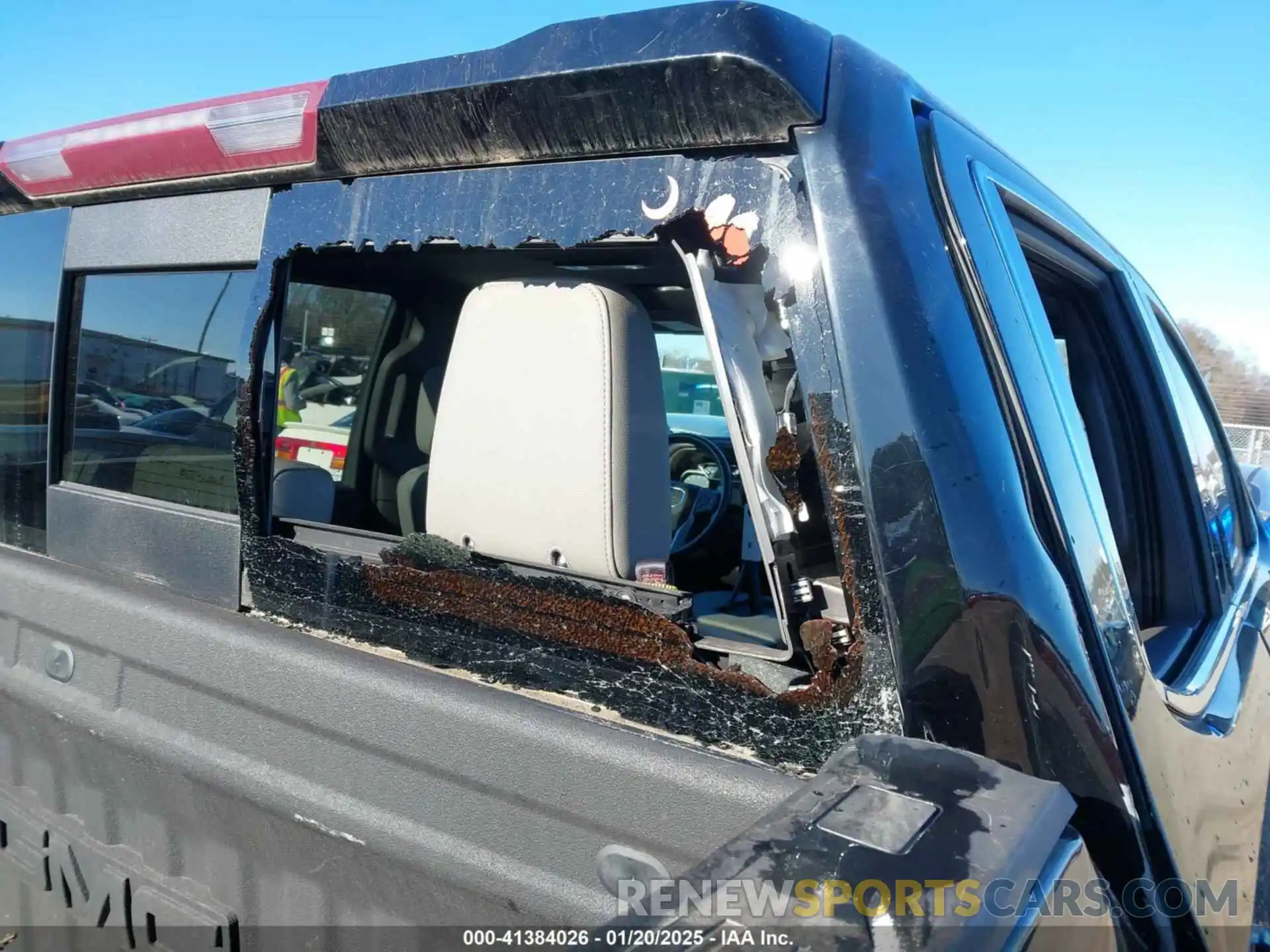 16 Photograph of a damaged car 3GTU9DEDXLG160073 GMC SIERRA 1500 2020