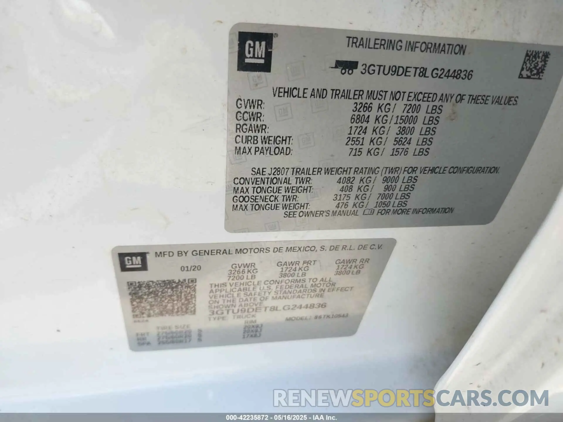 9 Photograph of a damaged car 3GTU9DET8LG244836 GMC SIERRA 1500 2020