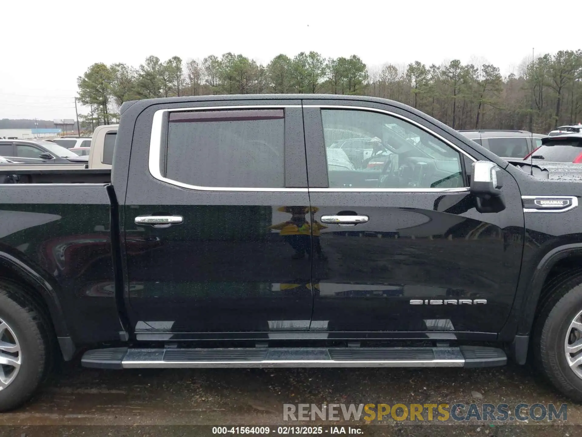 13 Photograph of a damaged car 3GTU9DET9LG209657 GMC SIERRA 1500 2020