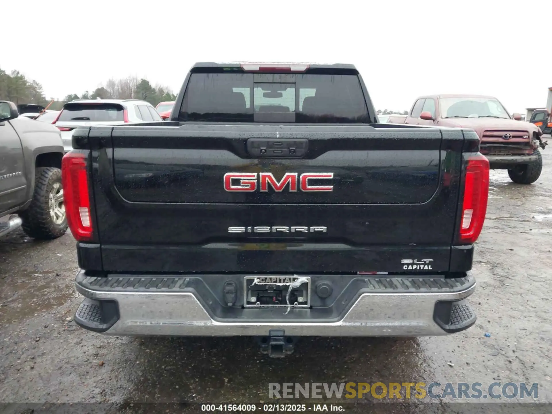 16 Photograph of a damaged car 3GTU9DET9LG209657 GMC SIERRA 1500 2020