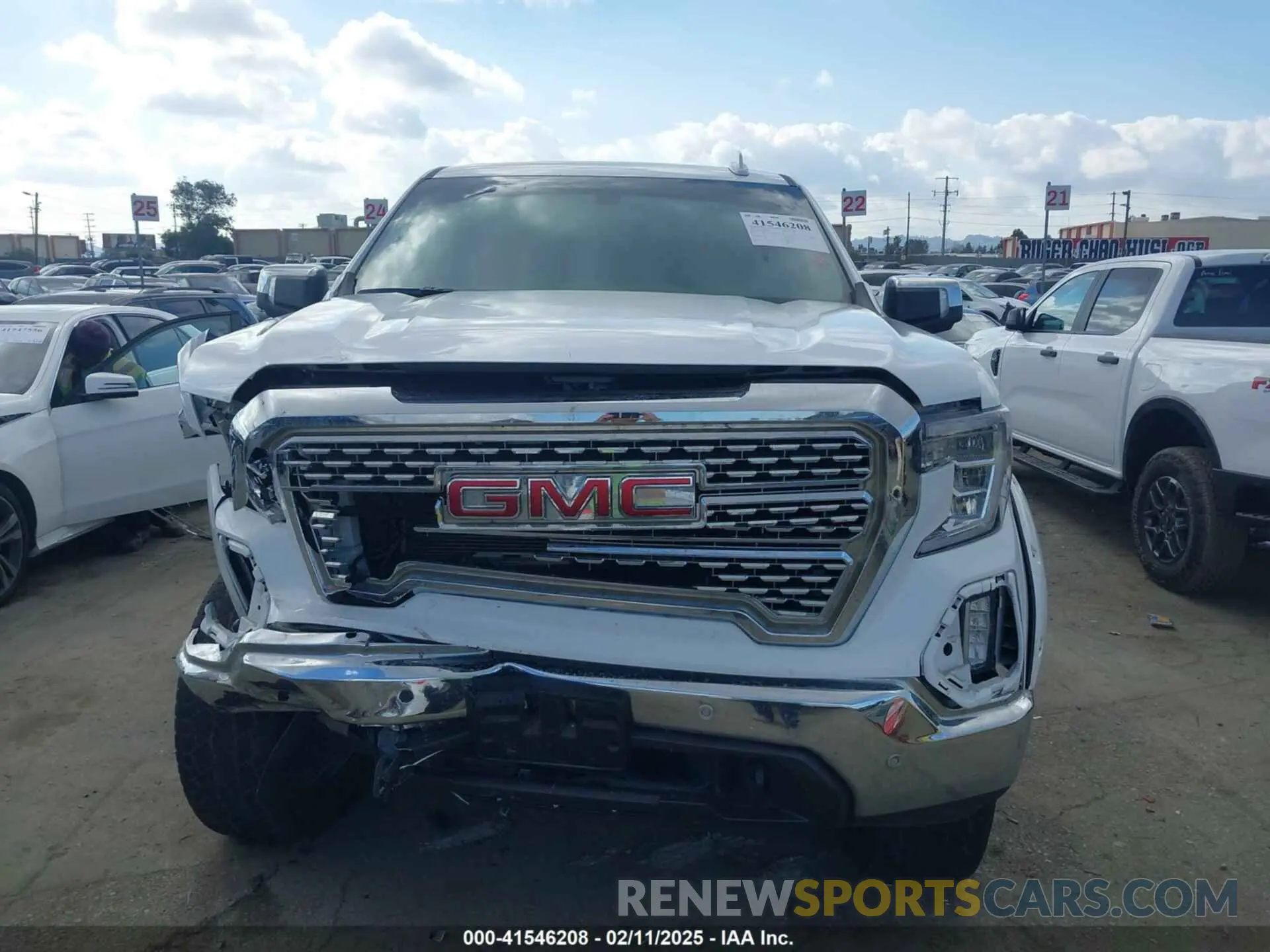 12 Photograph of a damaged car 3GTU9DETXLG292712 GMC SIERRA 1500 2020