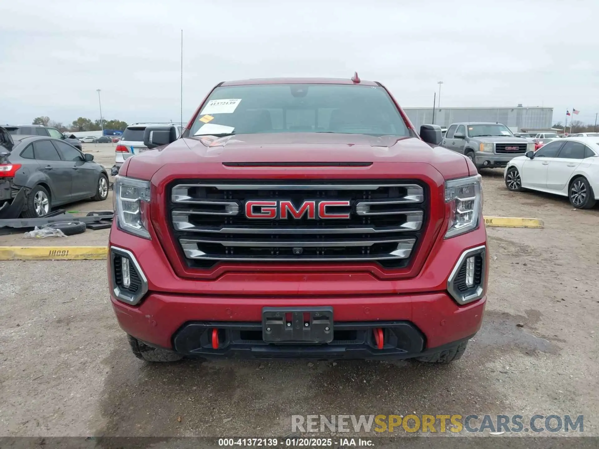 11 Photograph of a damaged car 3GTU9EET6LG226731 GMC SIERRA 1500 2020