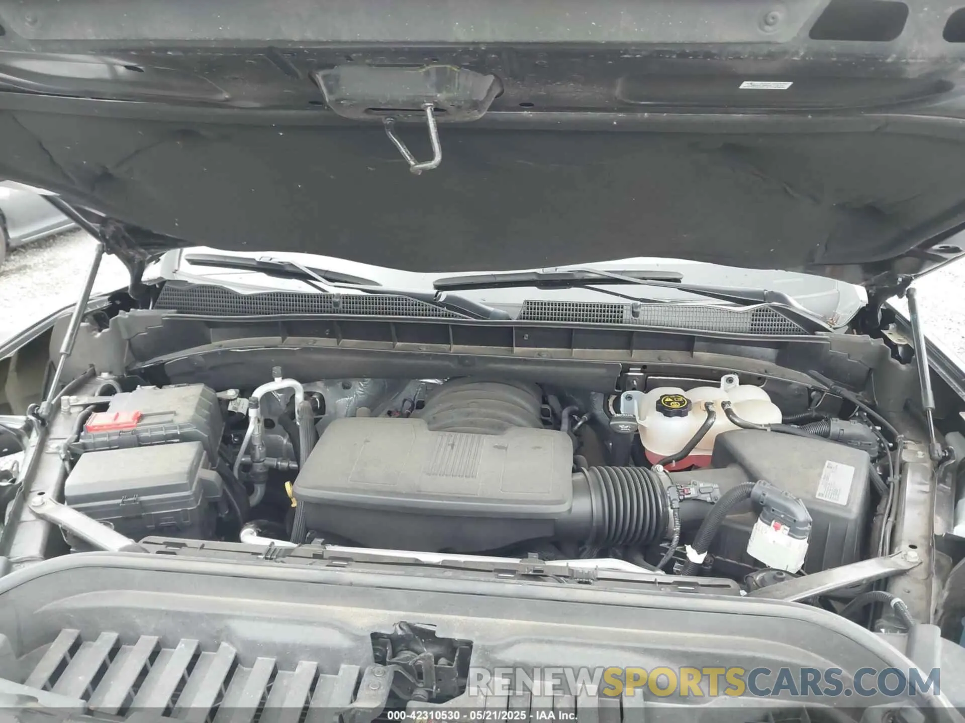 10 Photograph of a damaged car 3GTU9FED3LG175347 GMC SIERRA 1500 2020