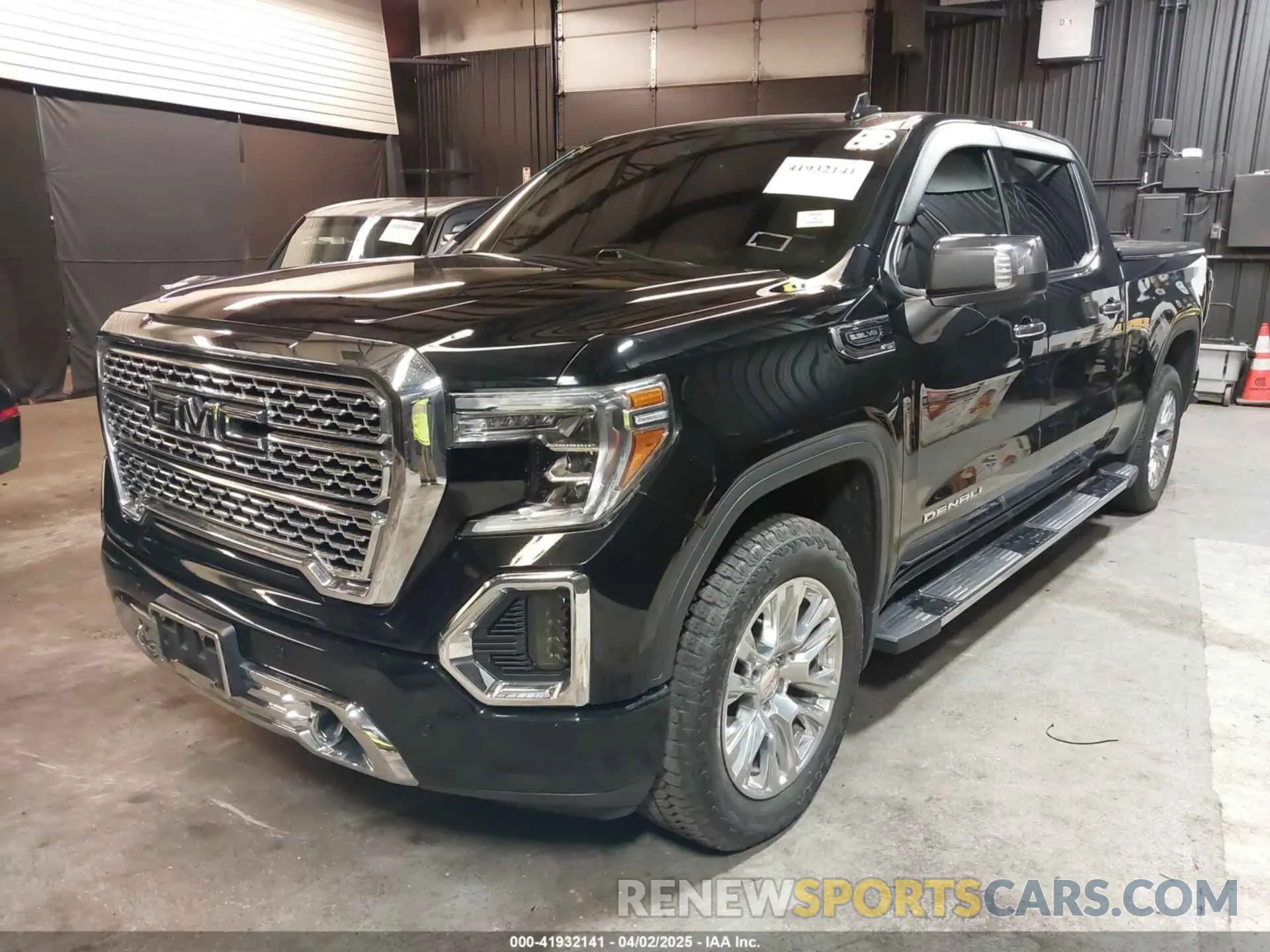 2 Photograph of a damaged car 3GTU9FED5LG294615 GMC SIERRA 1500 2020