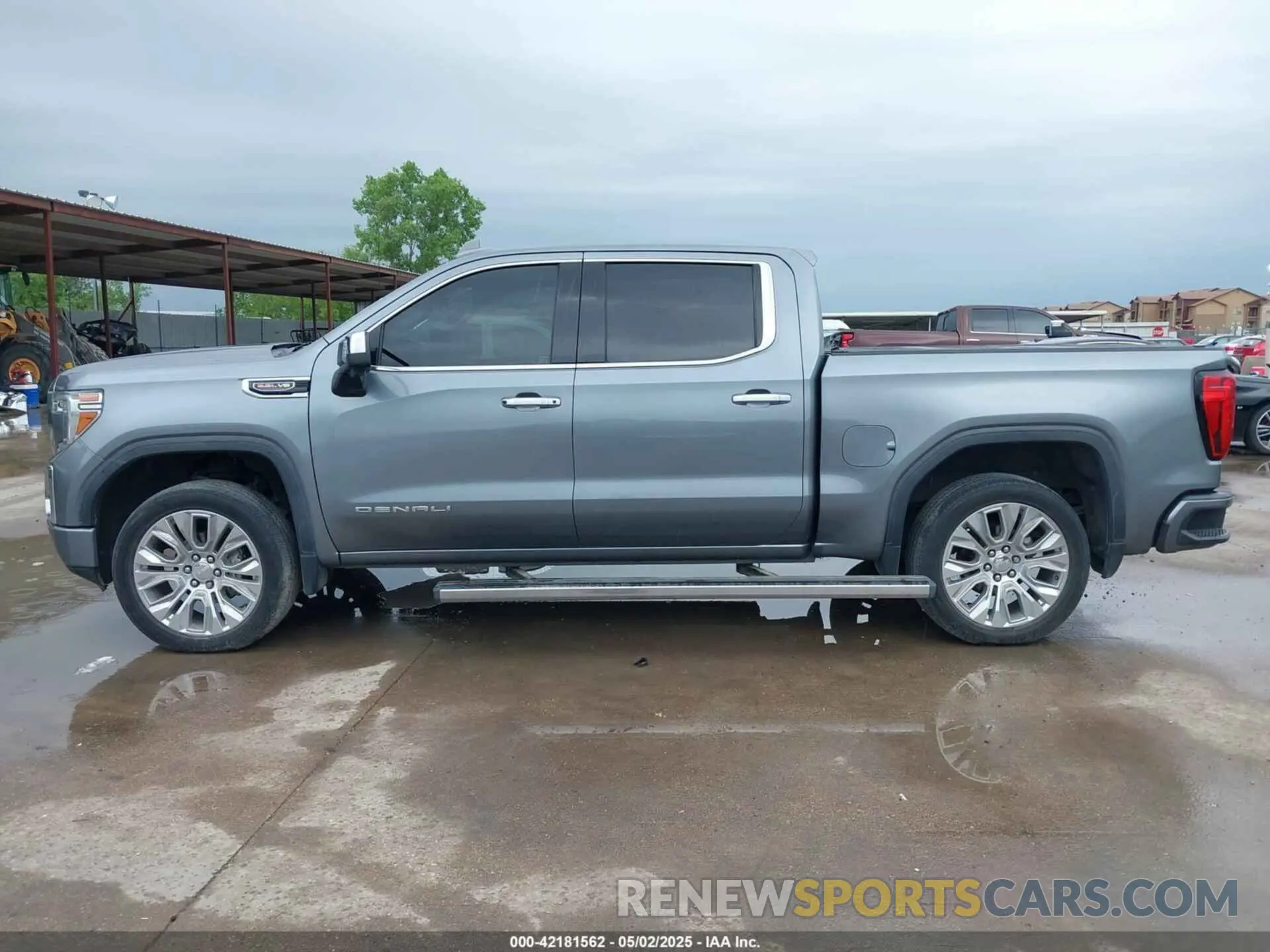 14 Photograph of a damaged car 3GTU9FEL2LG360724 GMC SIERRA 1500 2020