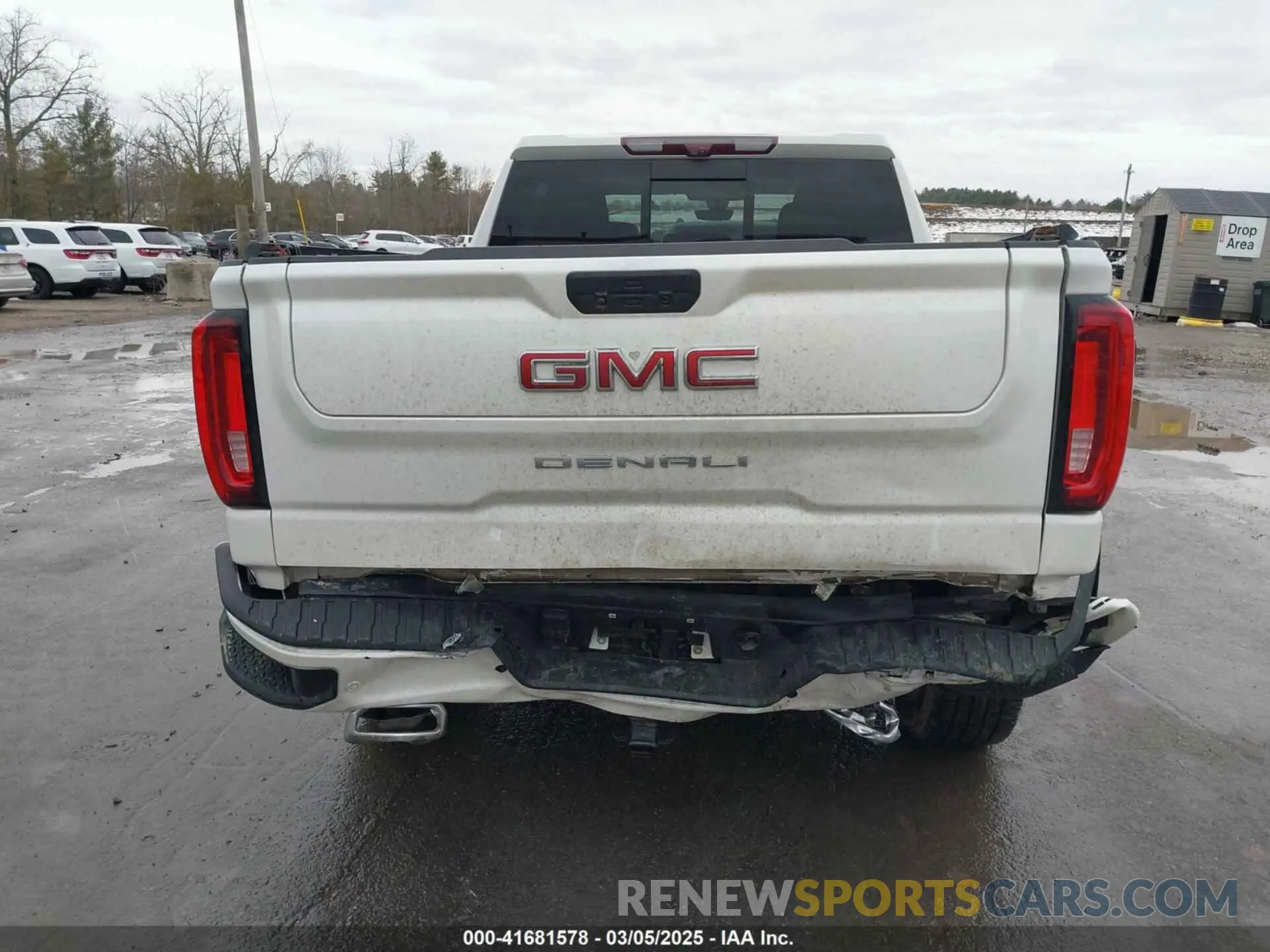 5 Photograph of a damaged car 3GTU9FET4LG321083 GMC SIERRA 1500 2020
