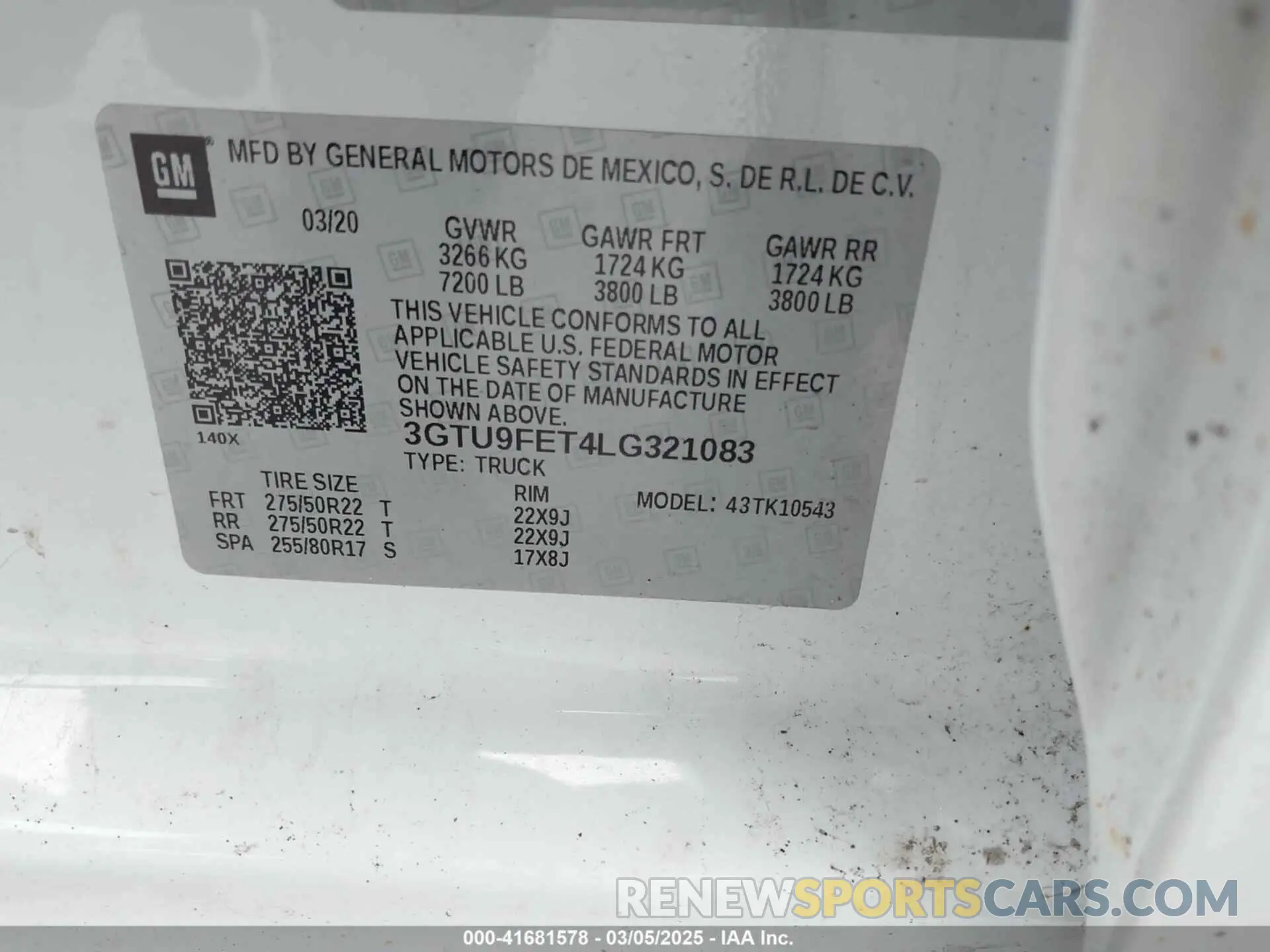 8 Photograph of a damaged car 3GTU9FET4LG321083 GMC SIERRA 1500 2020