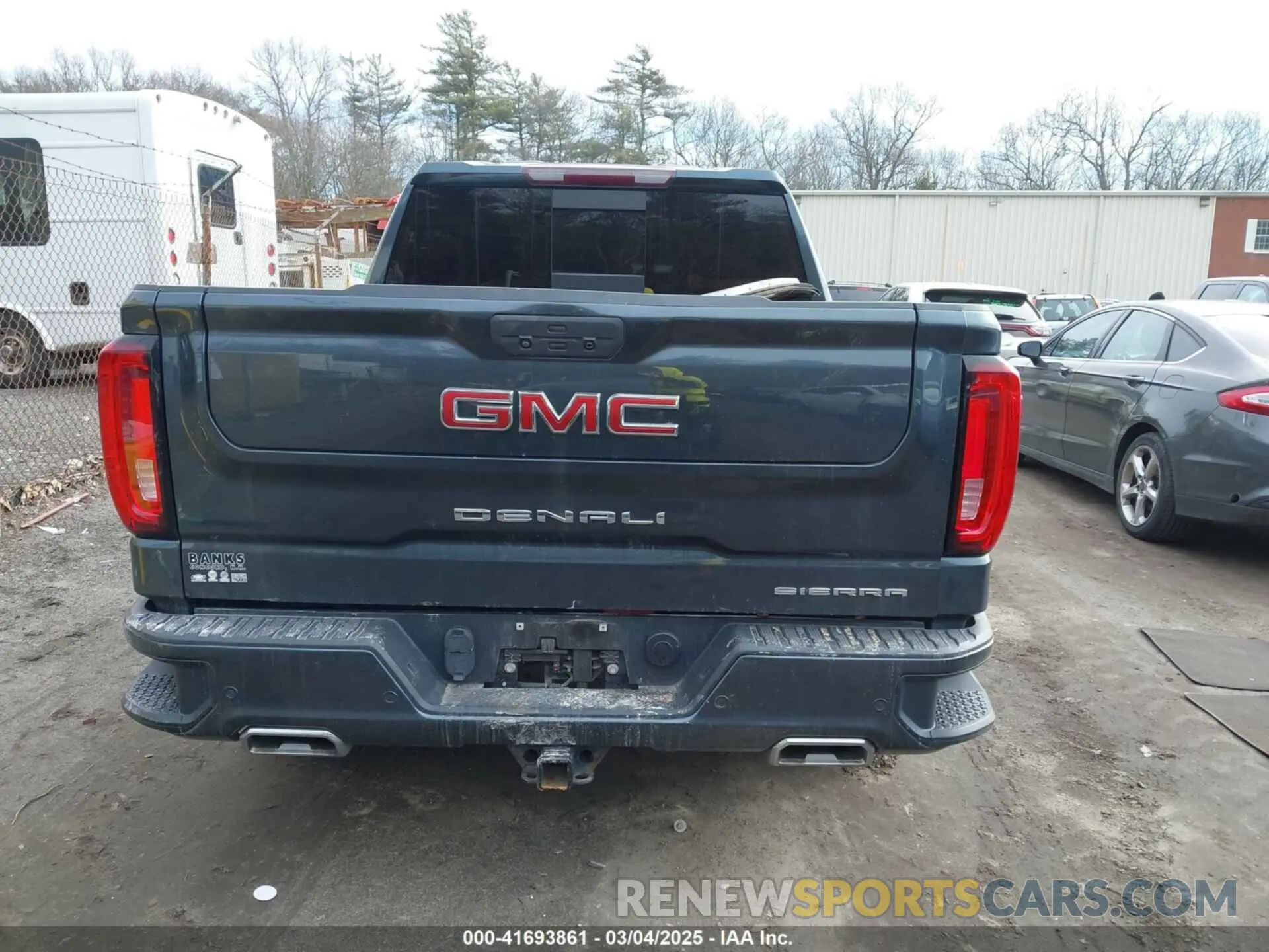 16 Photograph of a damaged car 3GTU9FET7LG224315 GMC SIERRA 1500 2020