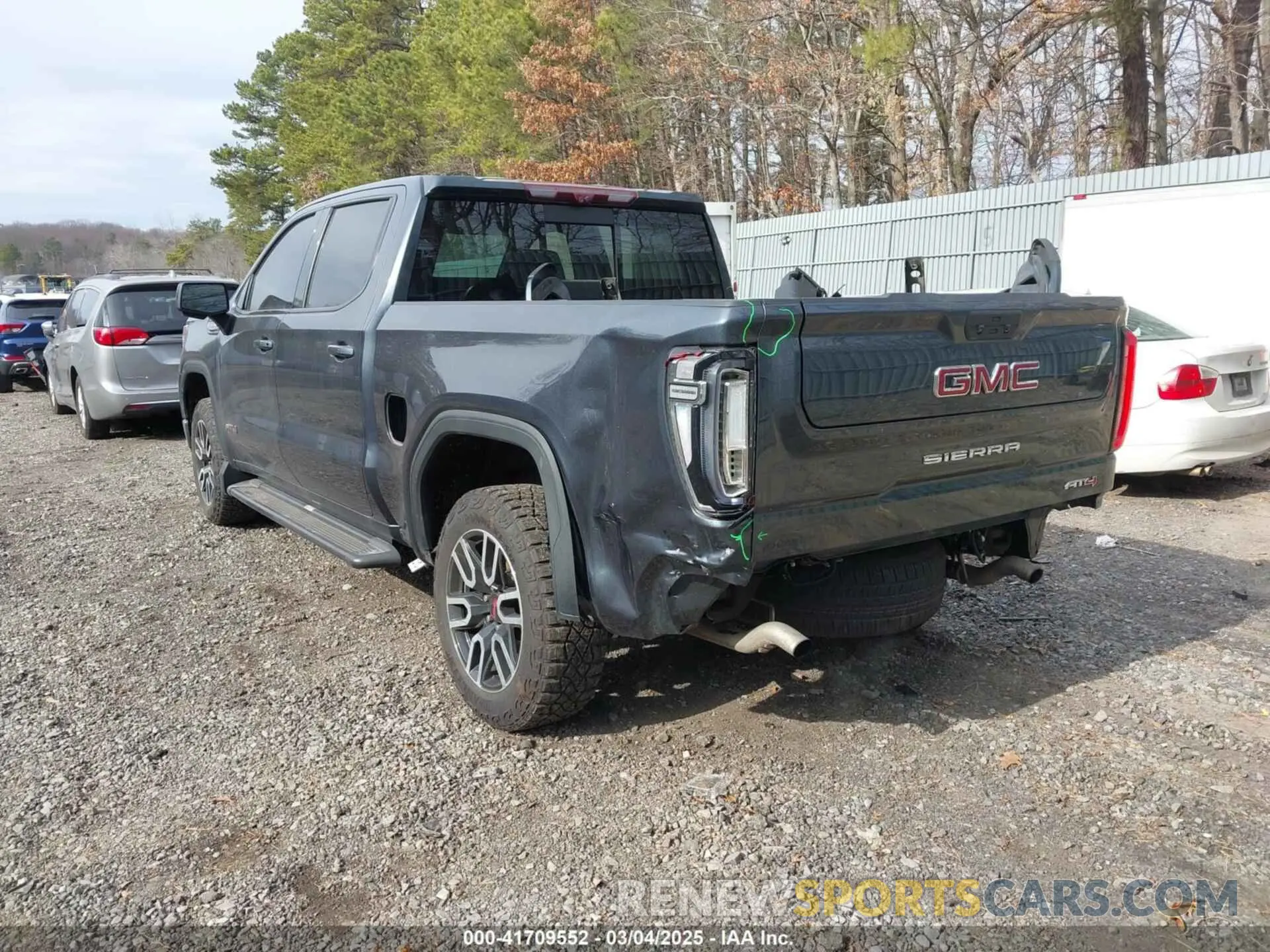 3 Photograph of a damaged car 1GTP9EED2MZ235126 GMC SIERRA 1500 2021