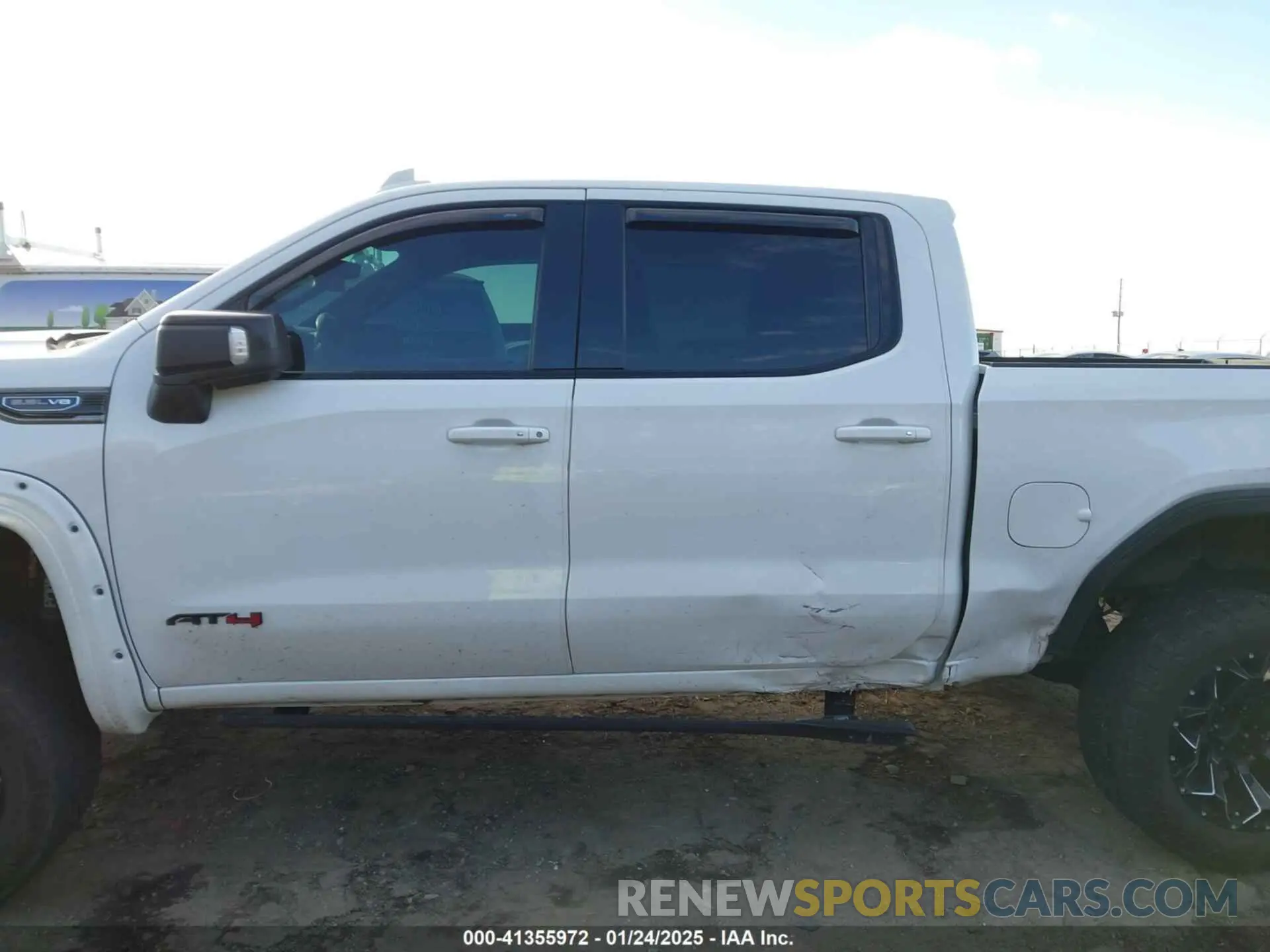 14 Photograph of a damaged car 1GTP9EED4MZ217100 GMC SIERRA 1500 2021