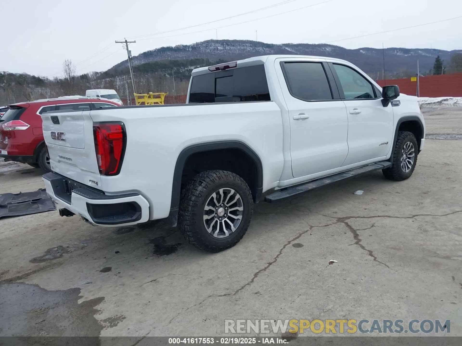 4 Photograph of a damaged car 1GTP9EED9MZ254983 GMC SIERRA 1500 2021