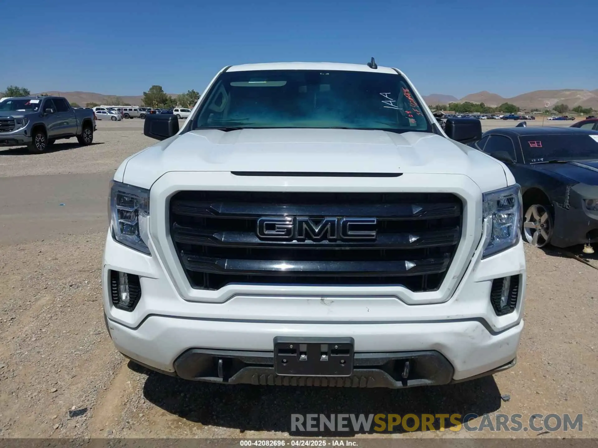11 Photograph of a damaged car 1GTR9CED5MZ338277 GMC SIERRA 1500 2021