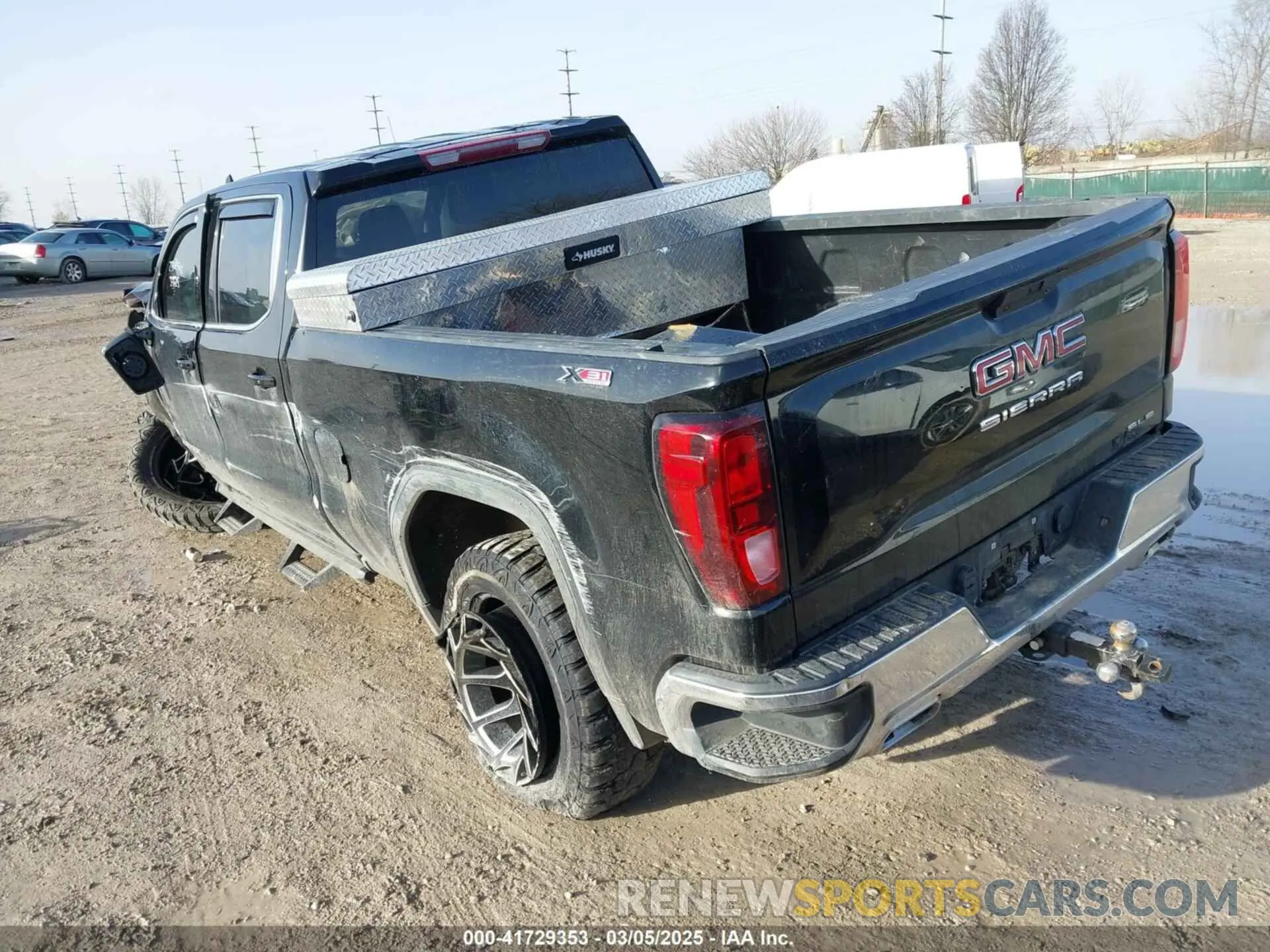 3 Photograph of a damaged car 1GTU9BET1MZ345769 GMC SIERRA 1500 2021