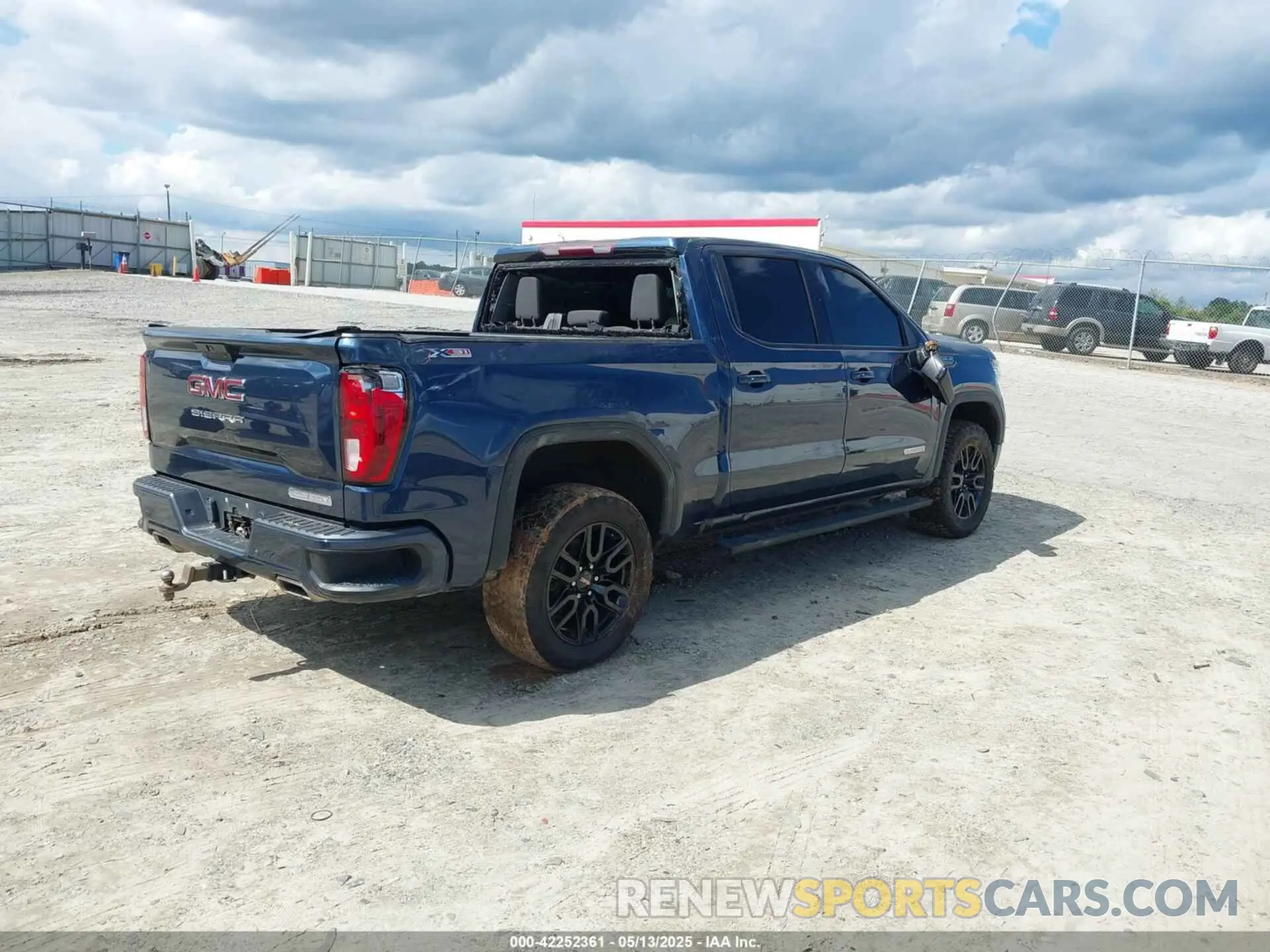 4 Photograph of a damaged car 1GTU9CED7MZ152072 GMC SIERRA 1500 2021