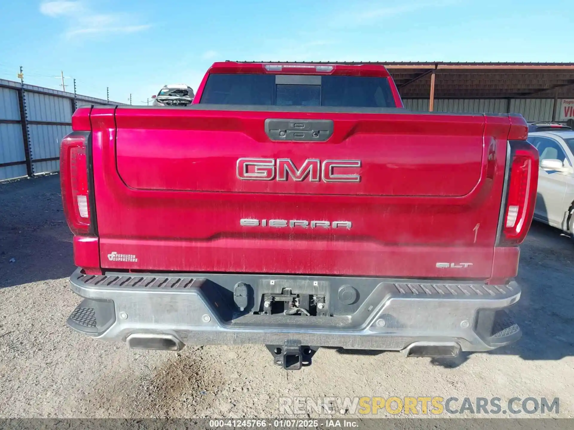 17 Photograph of a damaged car 1GTU9DED5MZ154943 GMC SIERRA 1500 2021