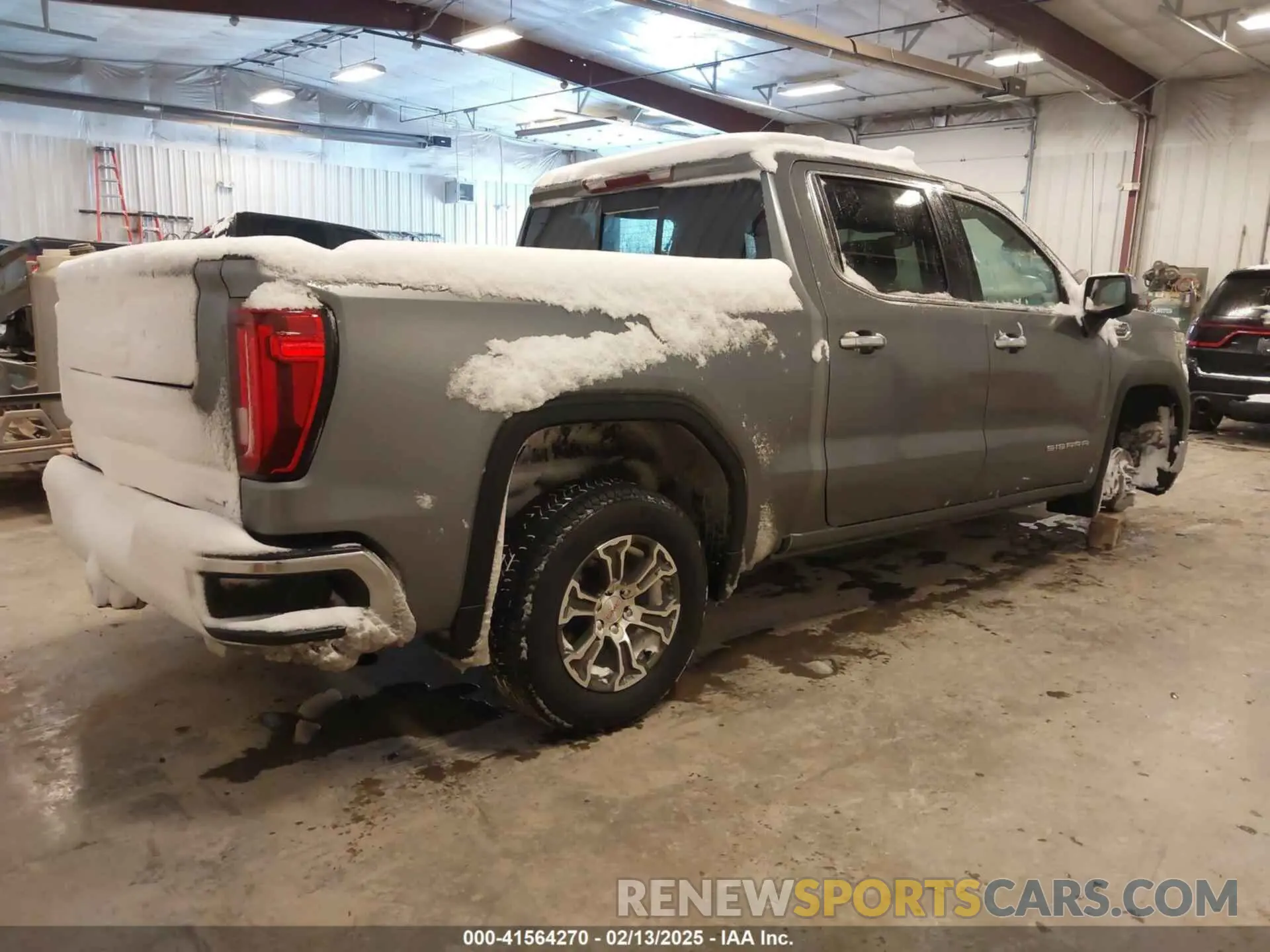 4 Photograph of a damaged car 1GTU9DED7MZ359468 GMC SIERRA 1500 2021