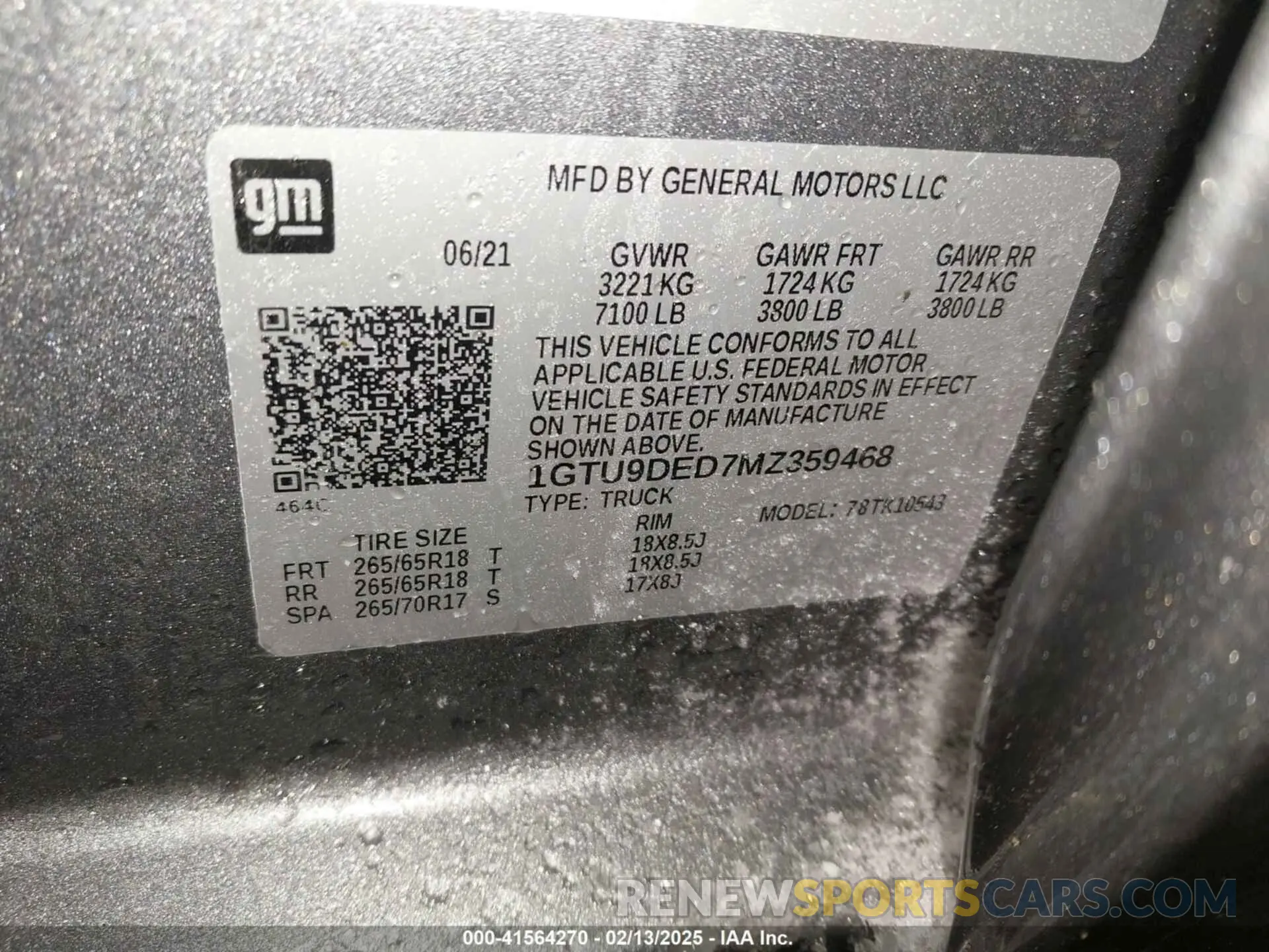 9 Photograph of a damaged car 1GTU9DED7MZ359468 GMC SIERRA 1500 2021