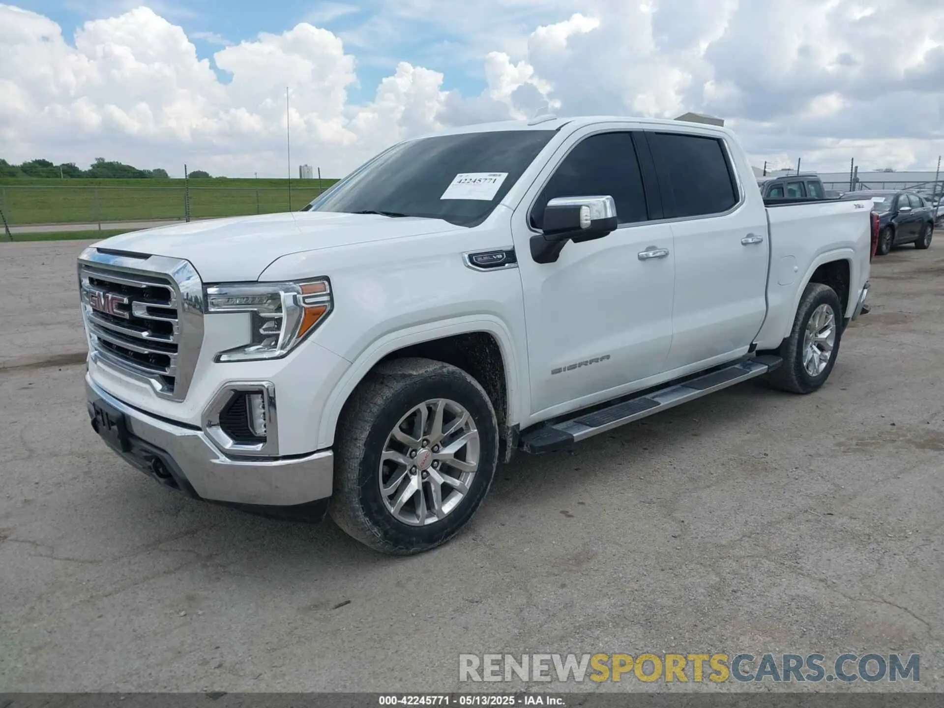 2 Photograph of a damaged car 1GTU9DED9MZ359939 GMC SIERRA 1500 2021