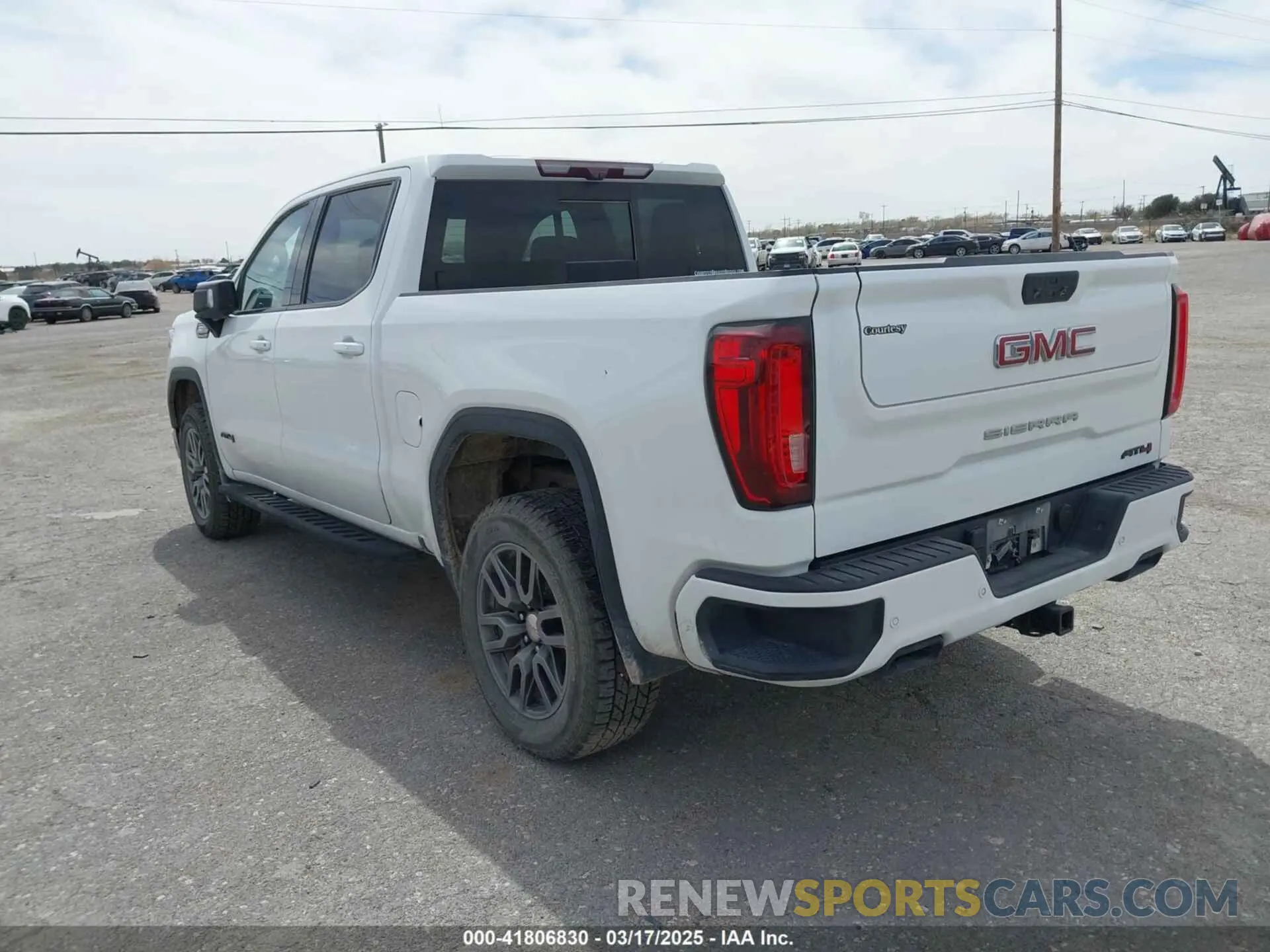 3 Photograph of a damaged car 1GTU9EET9MZ186193 GMC SIERRA 1500 2021