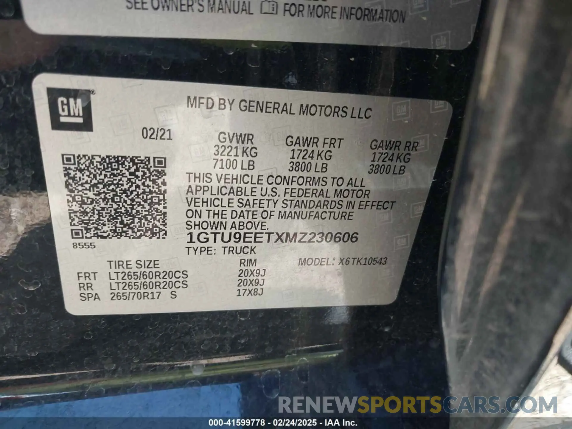 9 Photograph of a damaged car 1GTU9EETXMZ230606 GMC SIERRA 1500 2021