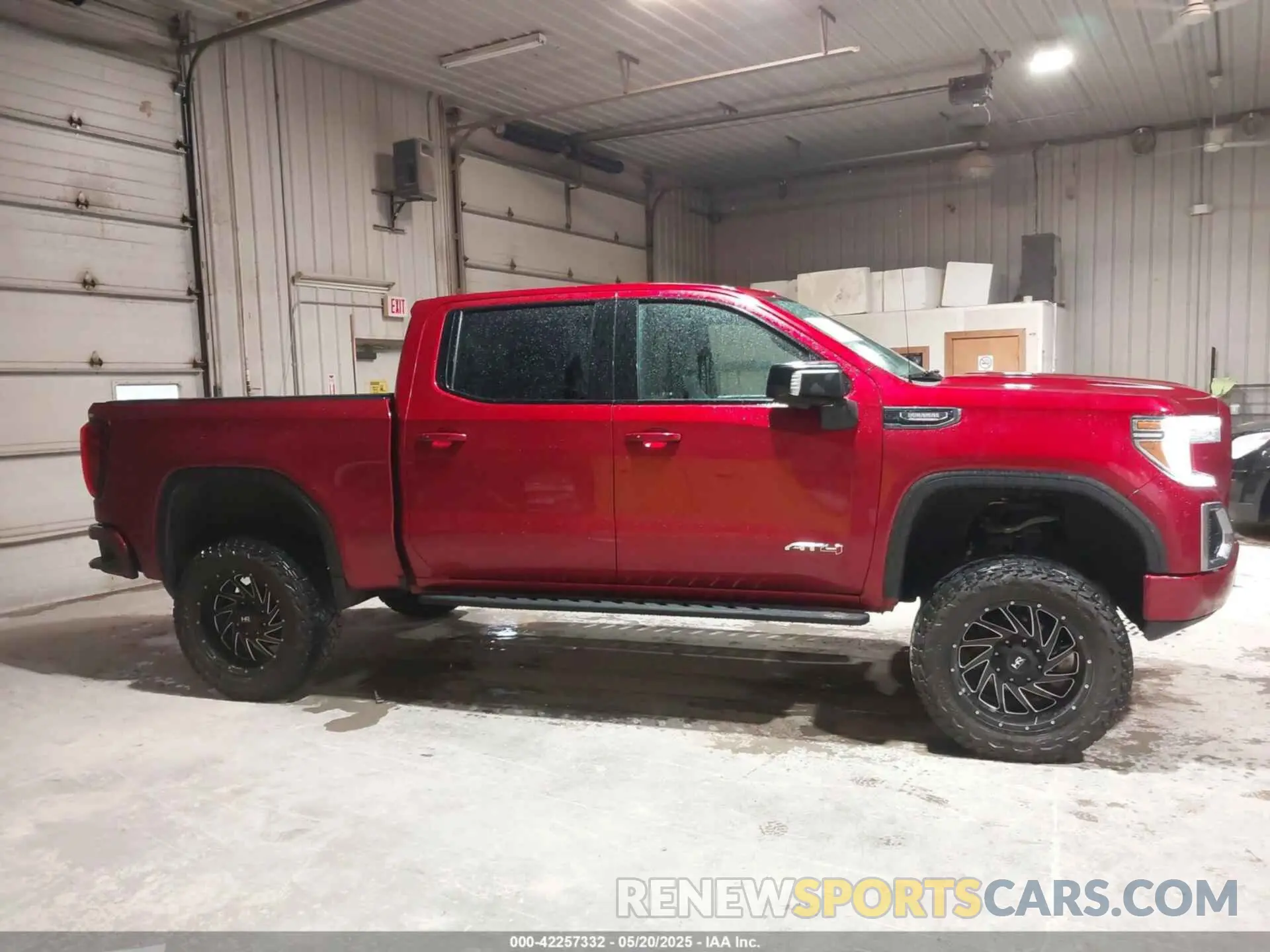 14 Photograph of a damaged car 1GTU9EETXMZ428831 GMC SIERRA 1500 2021