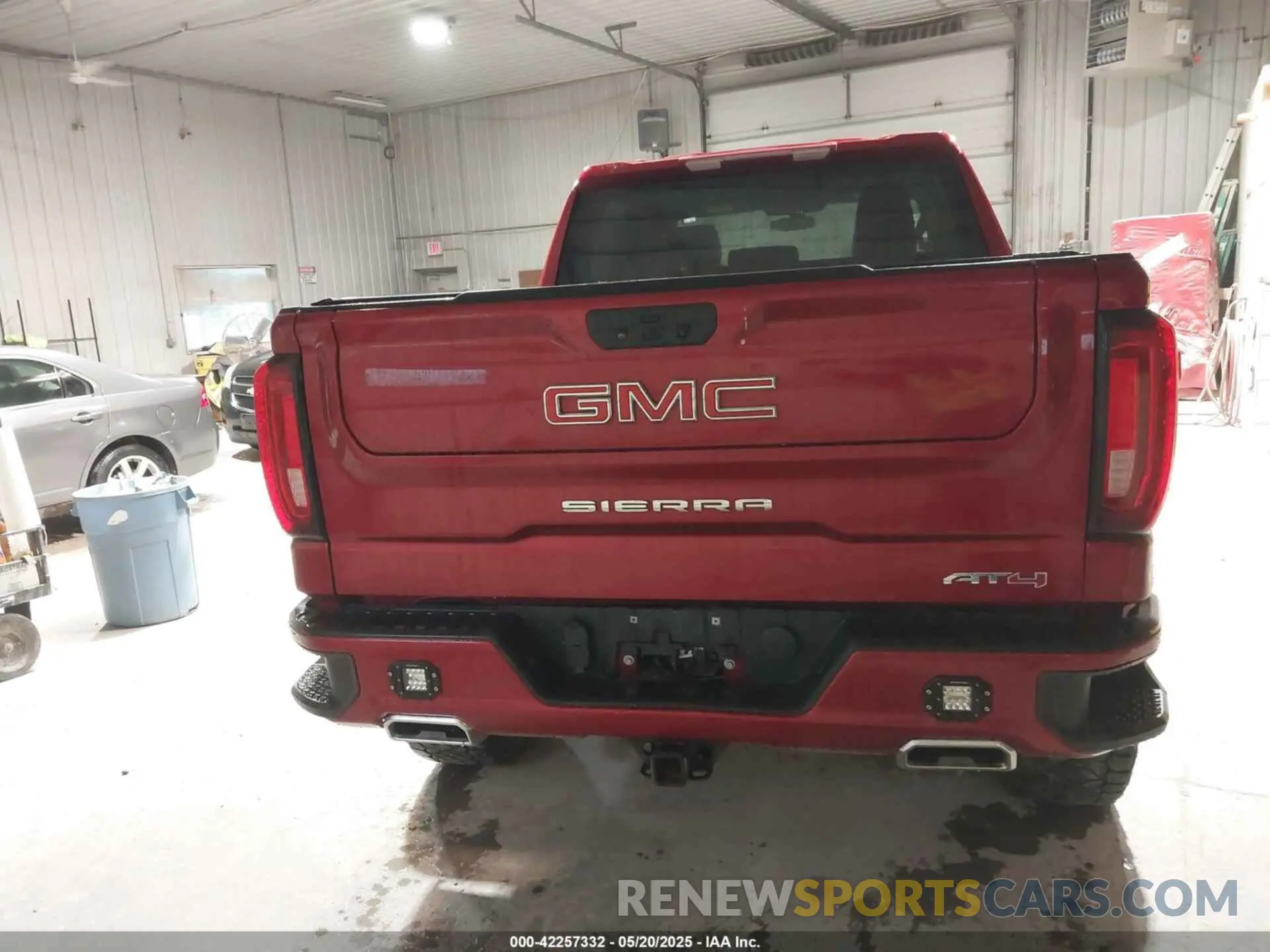 17 Photograph of a damaged car 1GTU9EETXMZ428831 GMC SIERRA 1500 2021