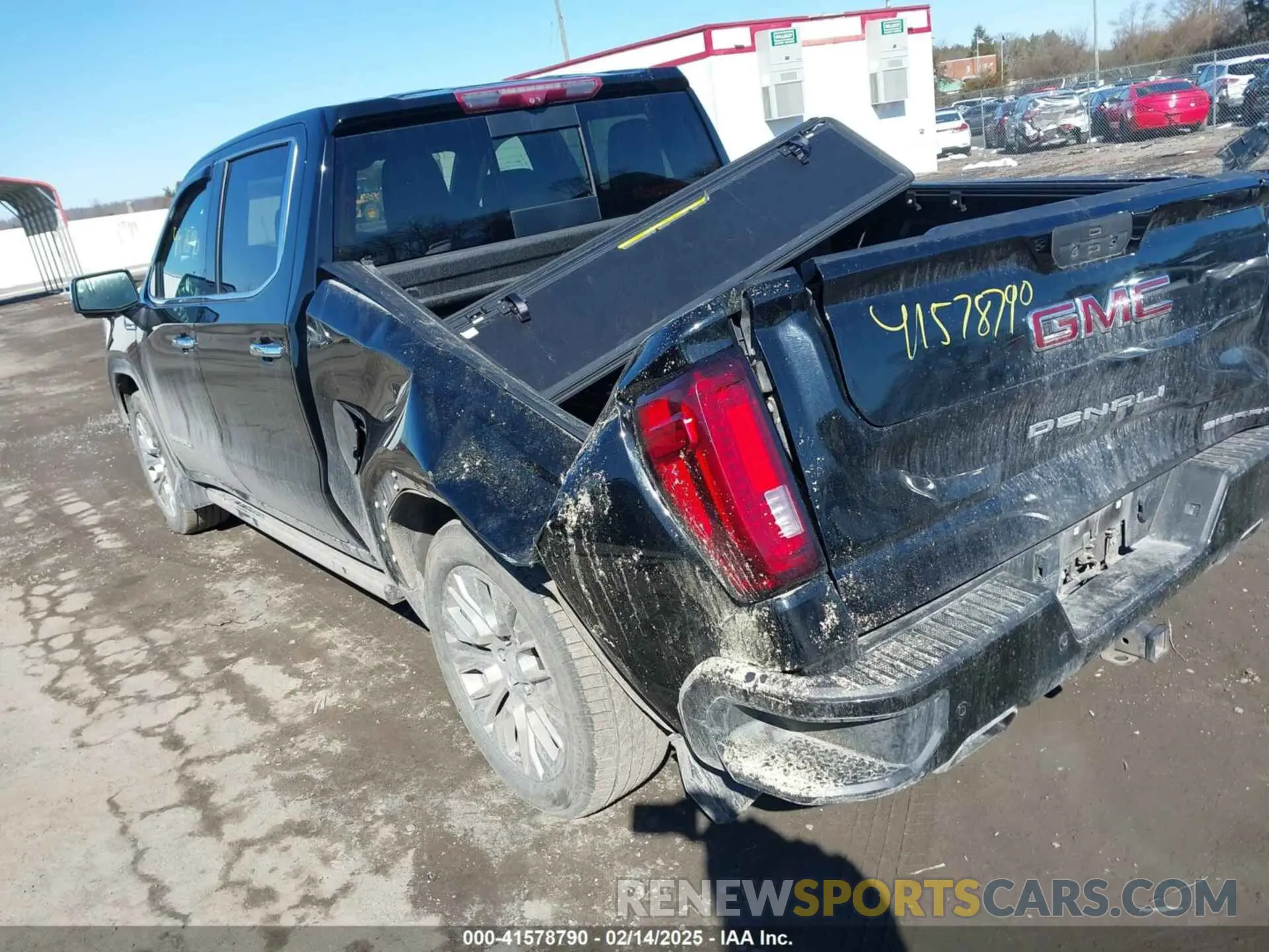 3 Photograph of a damaged car 1GTU9FEL1MZ245338 GMC SIERRA 1500 2021