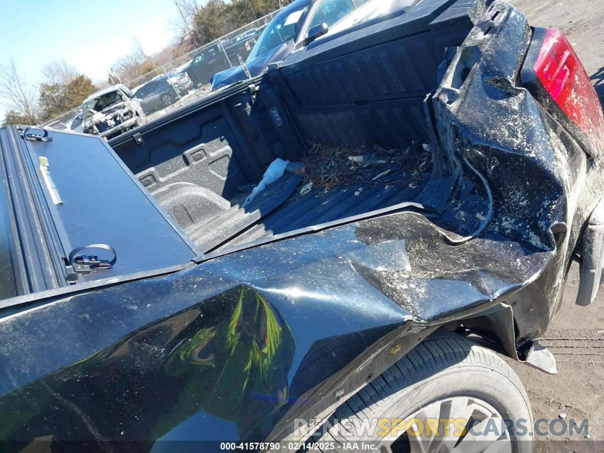 6 Photograph of a damaged car 1GTU9FEL1MZ245338 GMC SIERRA 1500 2021