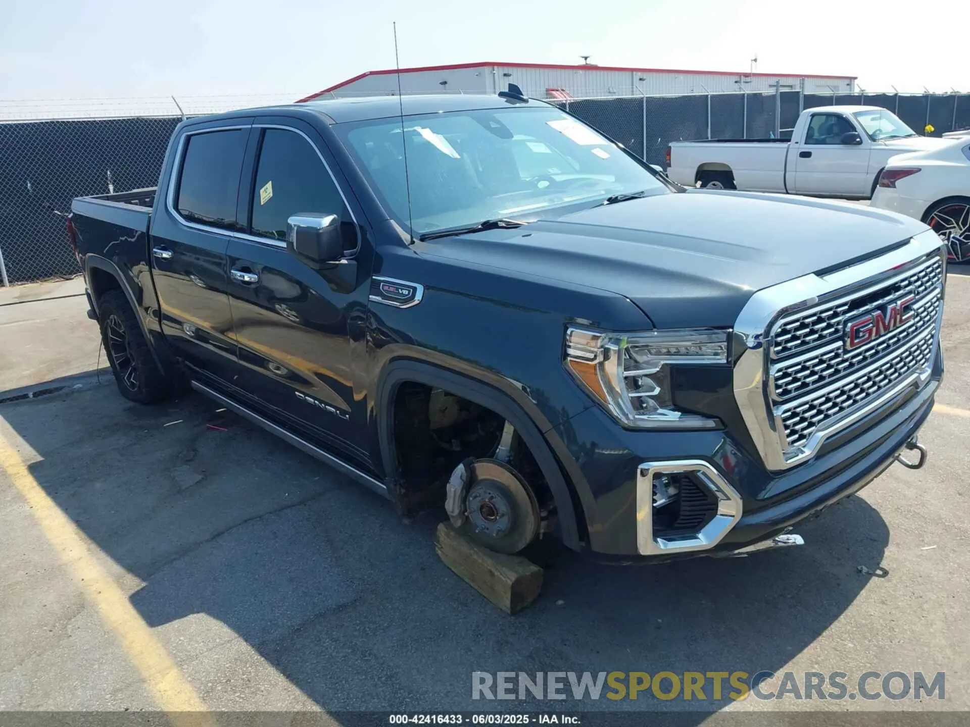 1 Photograph of a damaged car 1GTU9FEL2MZ444138 GMC SIERRA 1500 2021