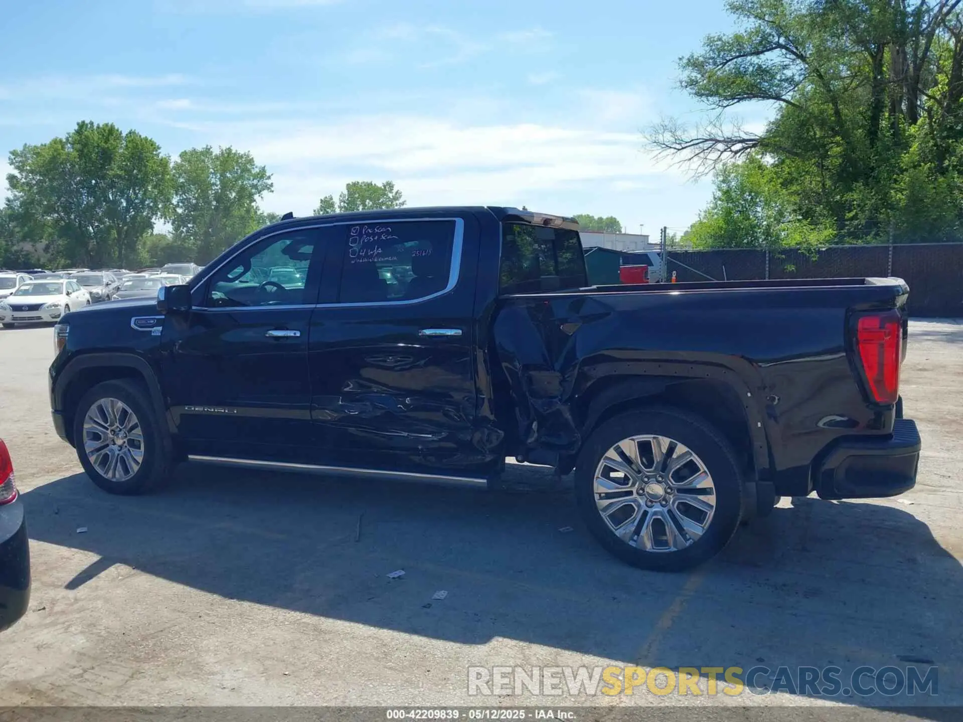 14 Photograph of a damaged car 1GTU9FEL4MZ253708 GMC SIERRA 1500 2021