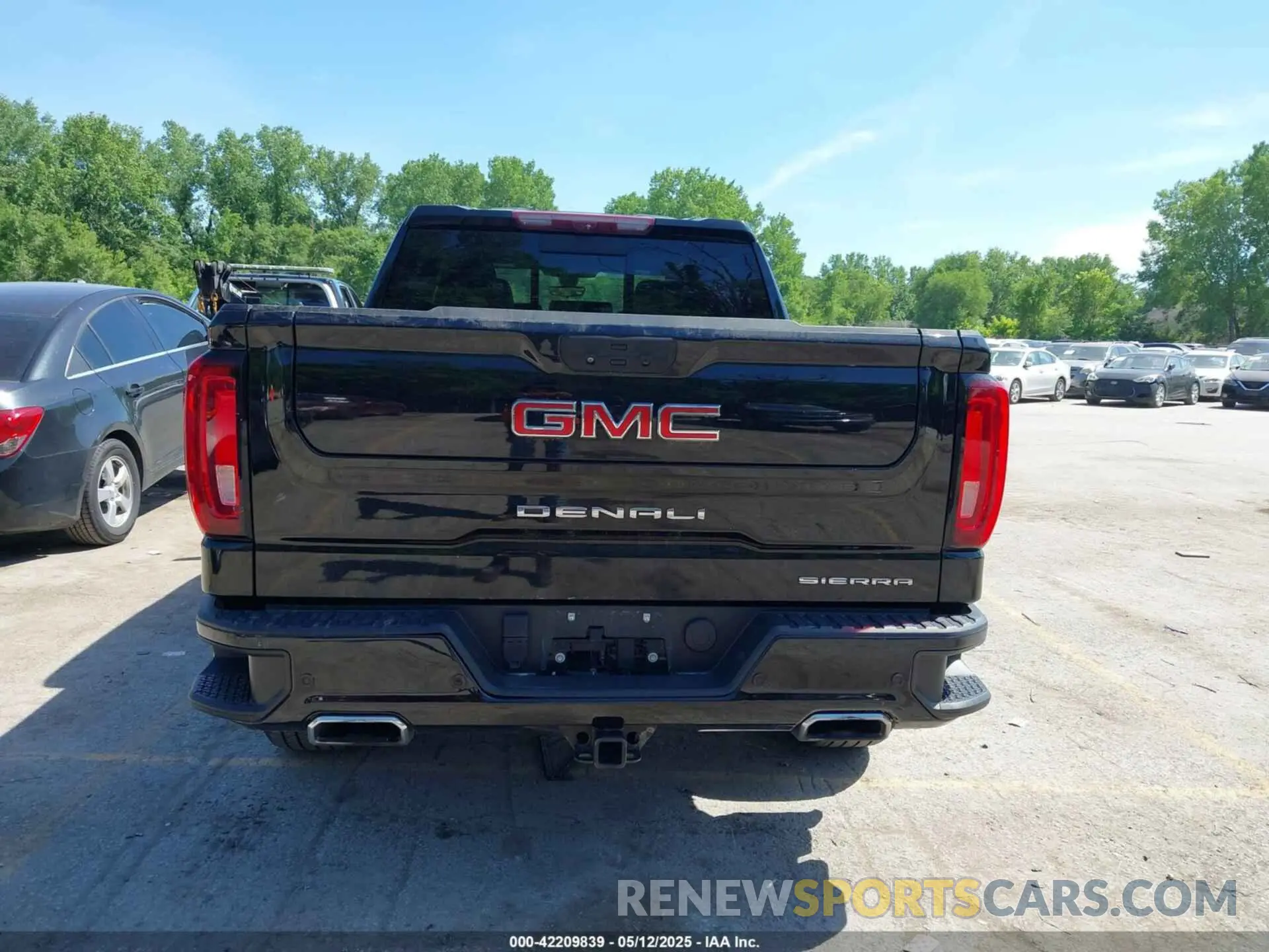 16 Photograph of a damaged car 1GTU9FEL4MZ253708 GMC SIERRA 1500 2021