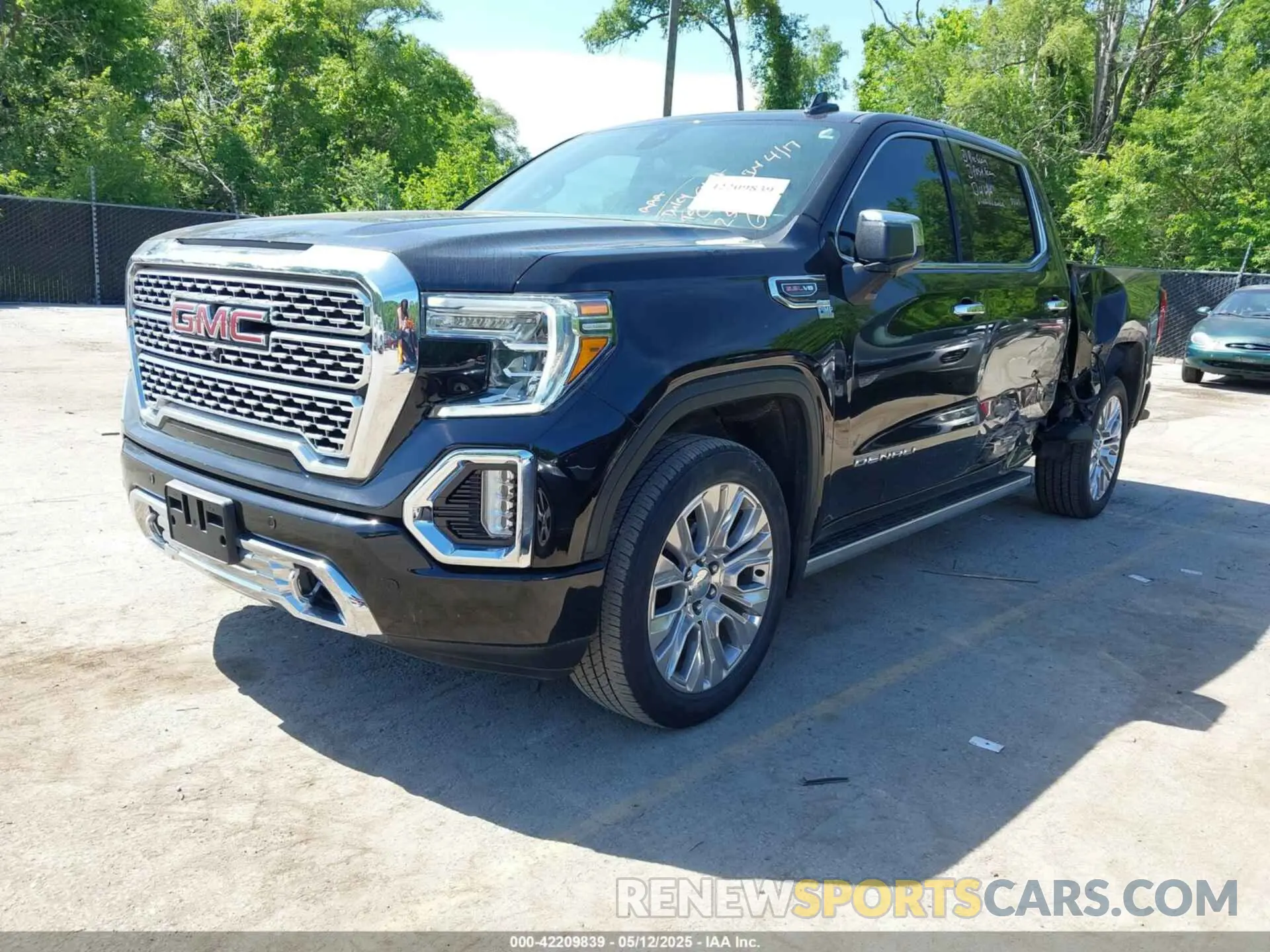 2 Photograph of a damaged car 1GTU9FEL4MZ253708 GMC SIERRA 1500 2021