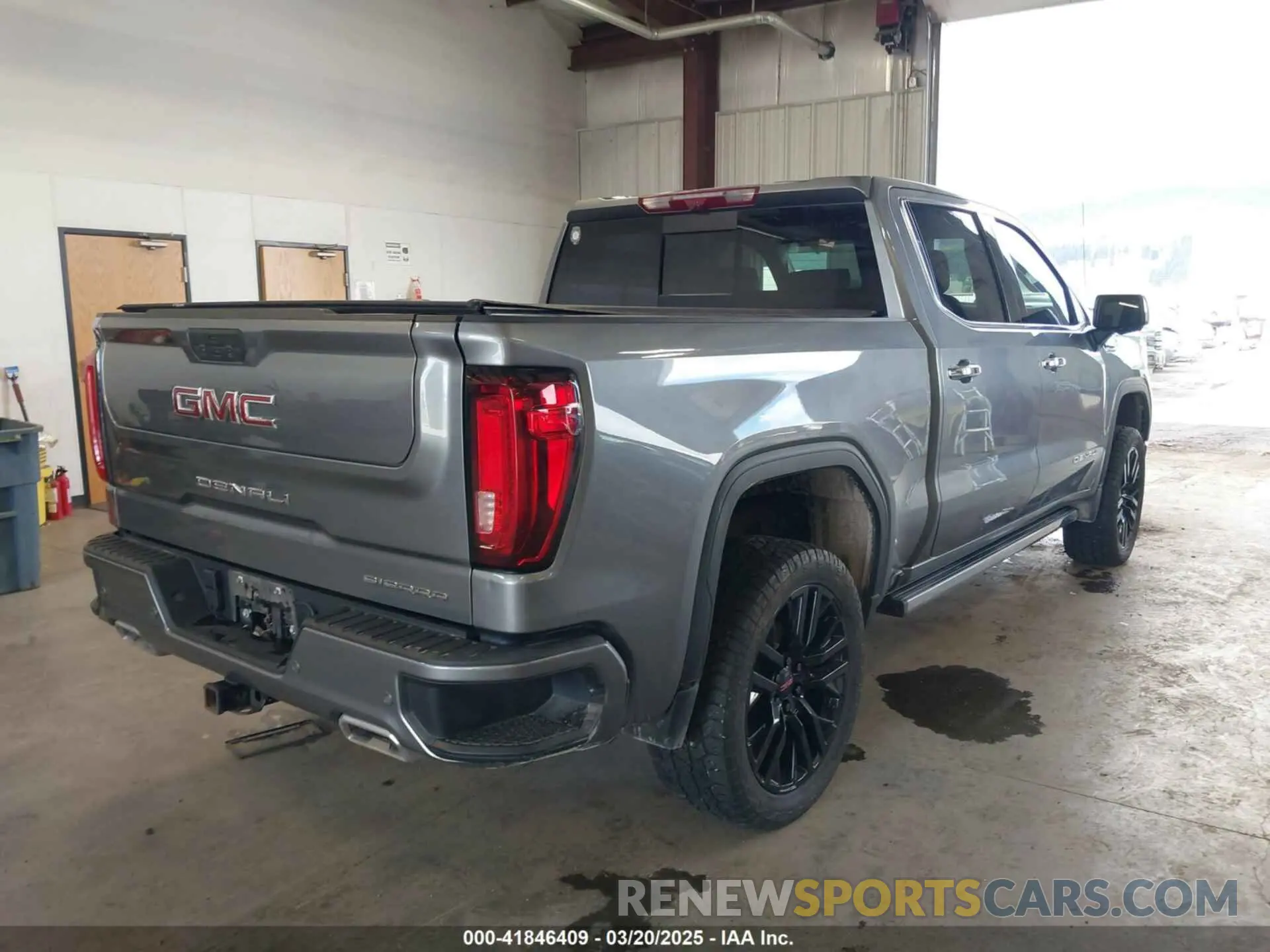 4 Photograph of a damaged car 1GTU9FET4MZ271769 GMC SIERRA 1500 2021