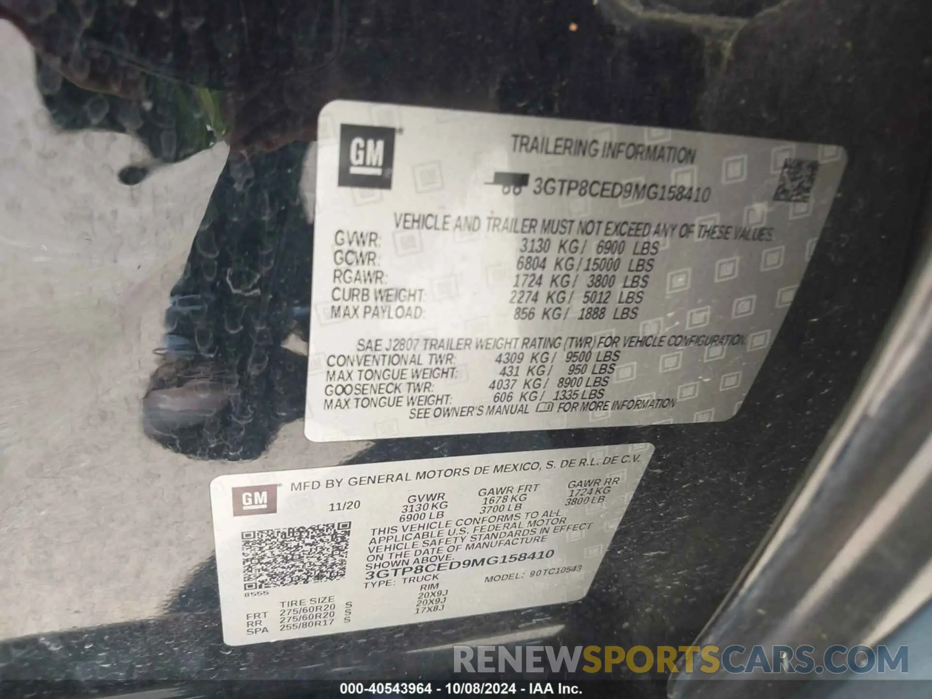 9 Photograph of a damaged car 3GTP8CED9MG158410 GMC SIERRA 1500 2021