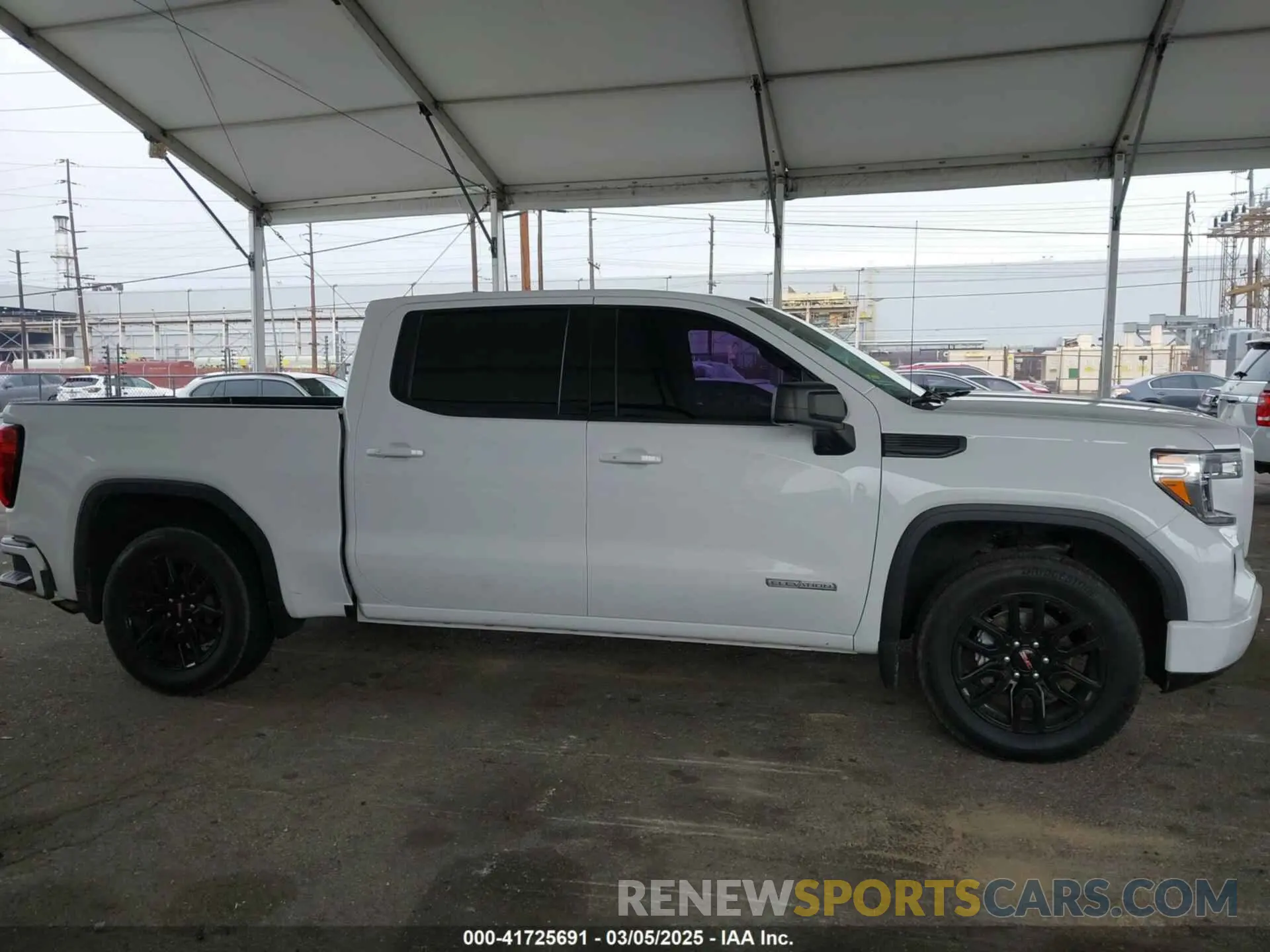 13 Photograph of a damaged car 3GTP8CEK6MG480825 GMC SIERRA 1500 2021