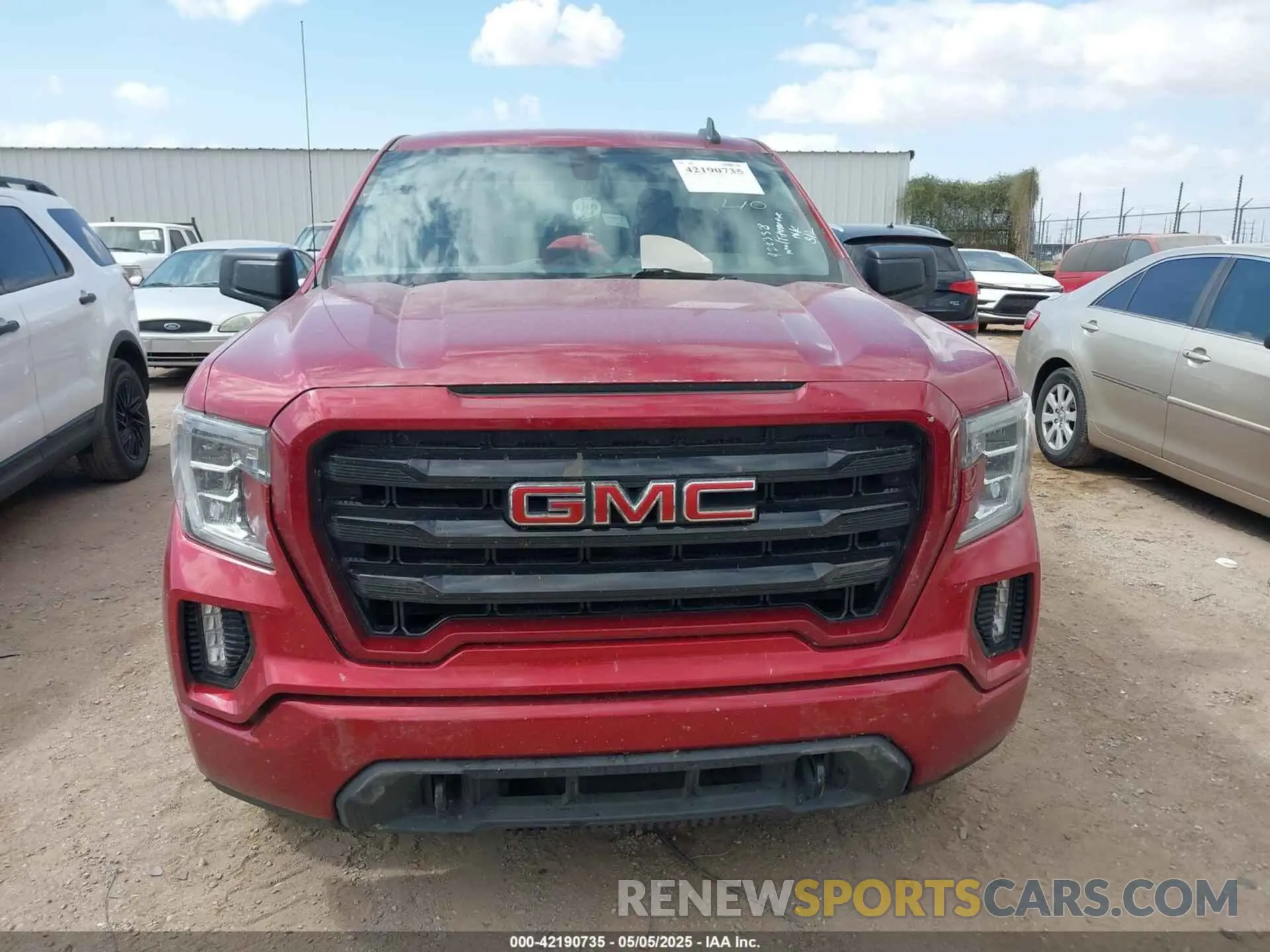 11 Photograph of a damaged car 3GTP8CET1MG422338 GMC SIERRA 1500 2021