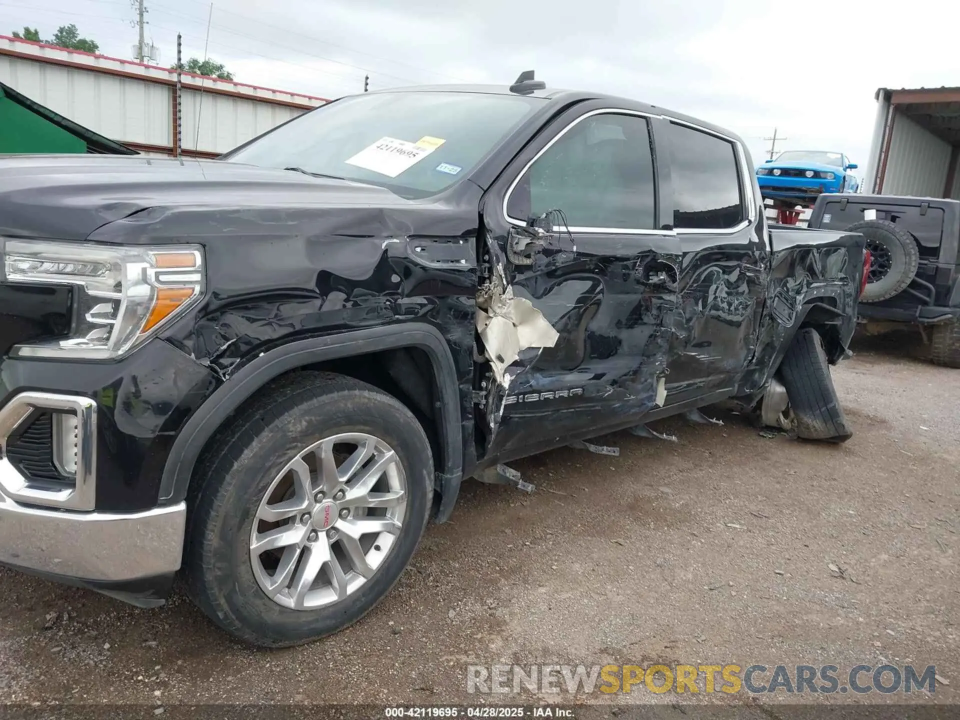 6 Photograph of a damaged car 3GTP8DED1MG111555 GMC SIERRA 1500 2021