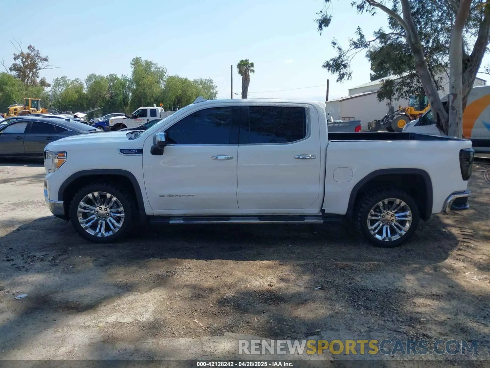 14 Photograph of a damaged car 3GTP8DEDXMG118262 GMC SIERRA 1500 2021