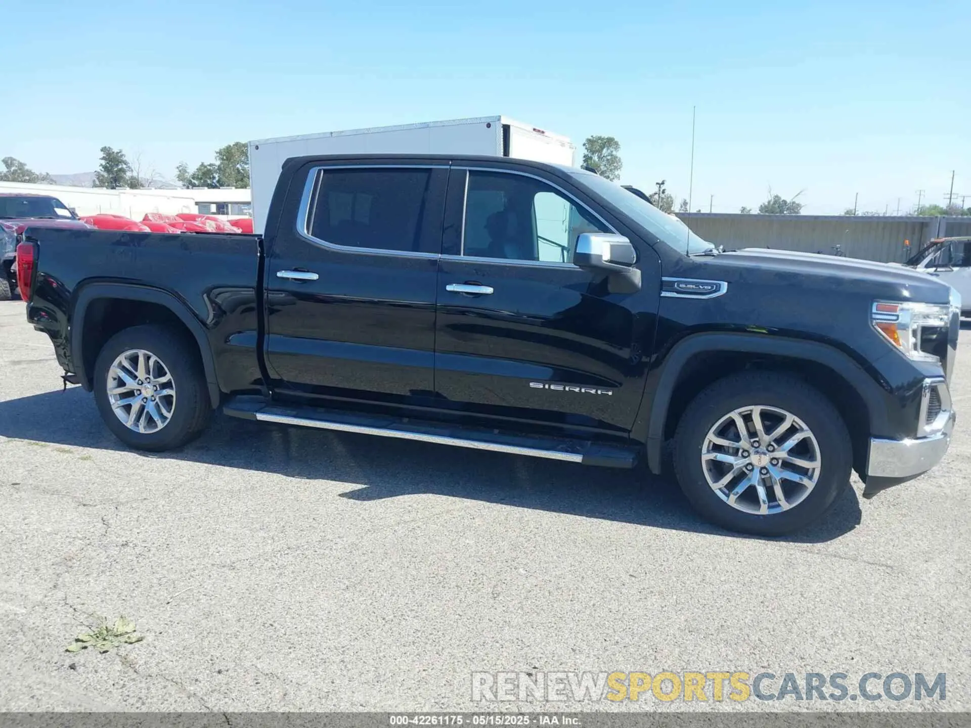 14 Photograph of a damaged car 3GTP8DEDXMG150872 GMC SIERRA 1500 2021